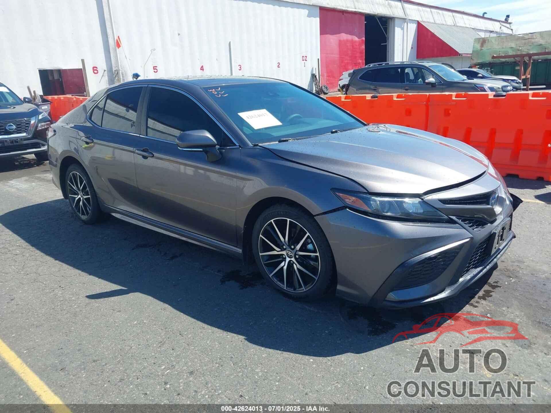 TOYOTA CAMRY 2022 - 4T1G31AK4NU589111