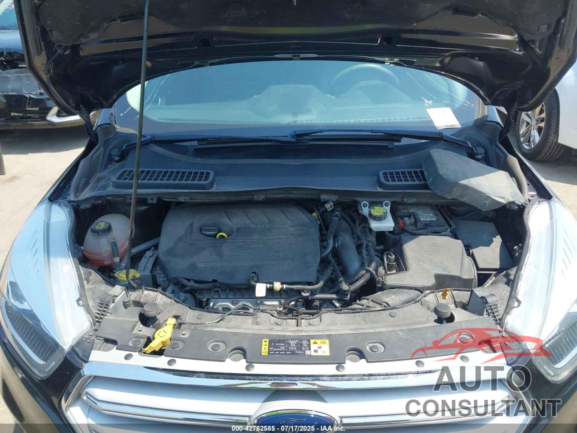 FORD ESCAPE 2018 - 1FMCU9HD4JUB30852