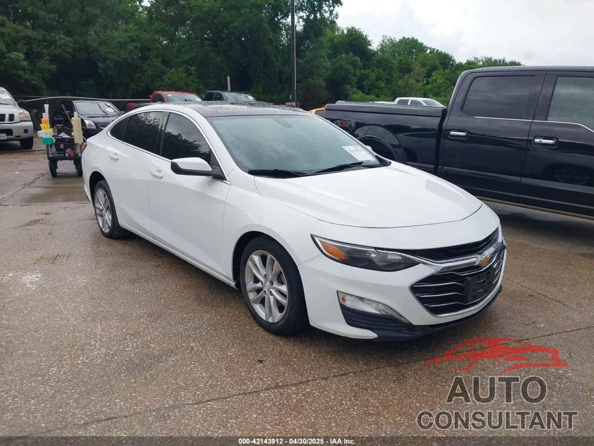 CHEVROLET MALIBU 2019 - 1G1ZD5STXKF180483