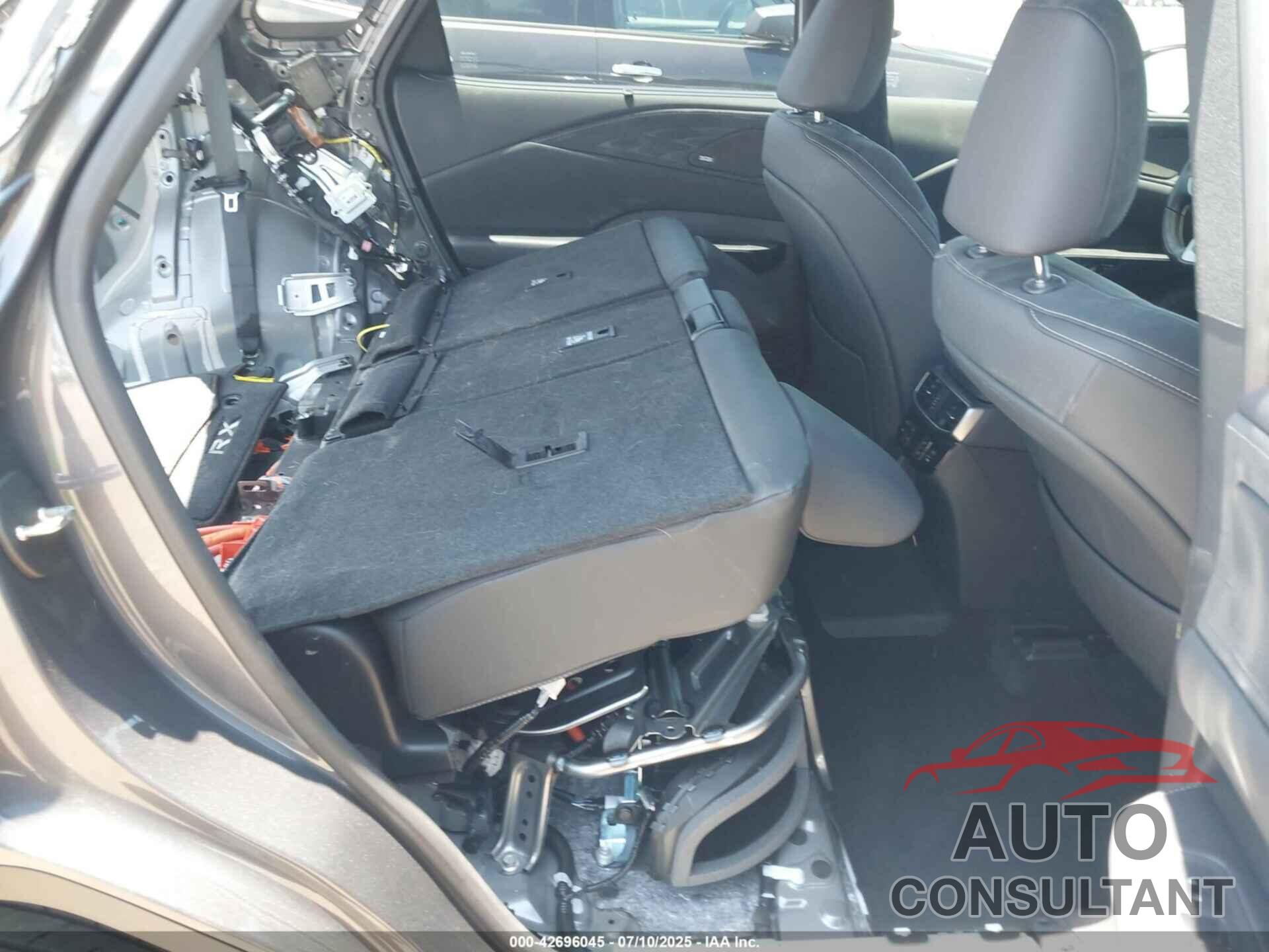 LEXUS RX 450H+ 2024 - JTJCJMGA8R2019944