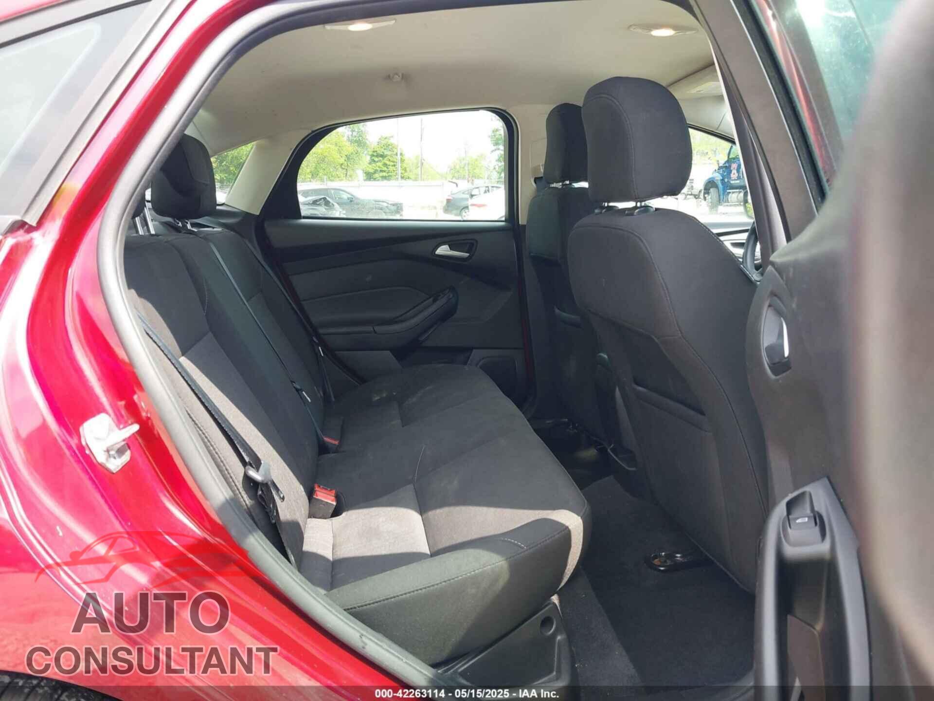 FORD FOCUS 2017 - 1FADP3FE7HL340876