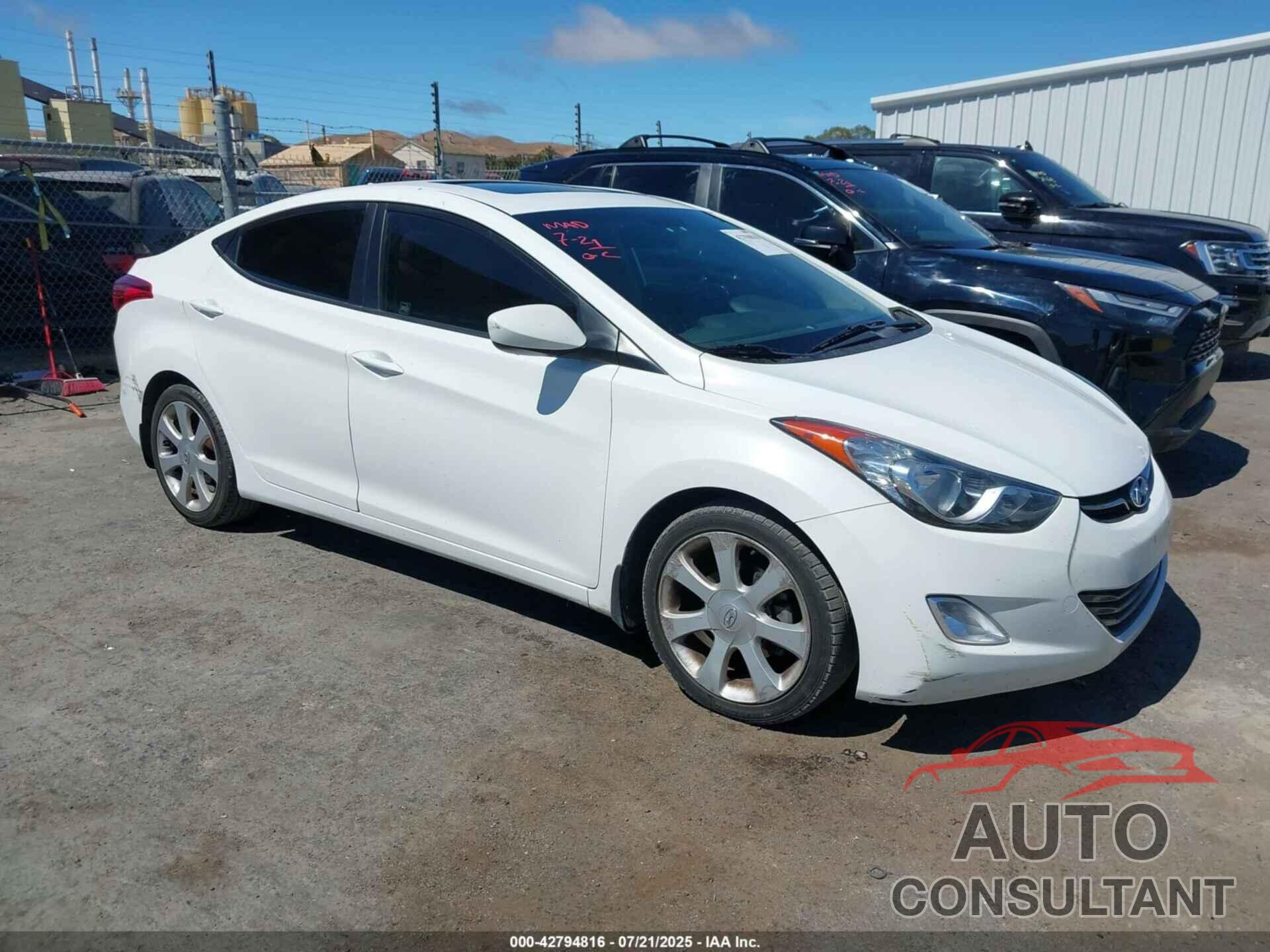 HYUNDAI ELANTRA 2013 - 5NPDH4AE1DH275994