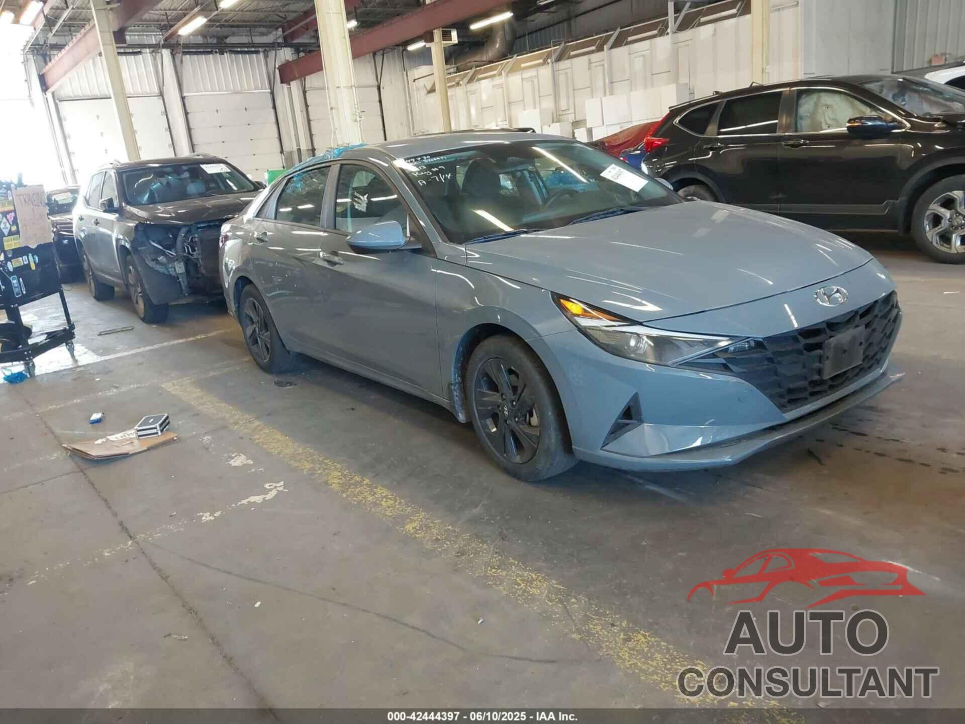 HYUNDAI ELANTRA HYBRID 2023 - KMHLM4AJ1PU041932