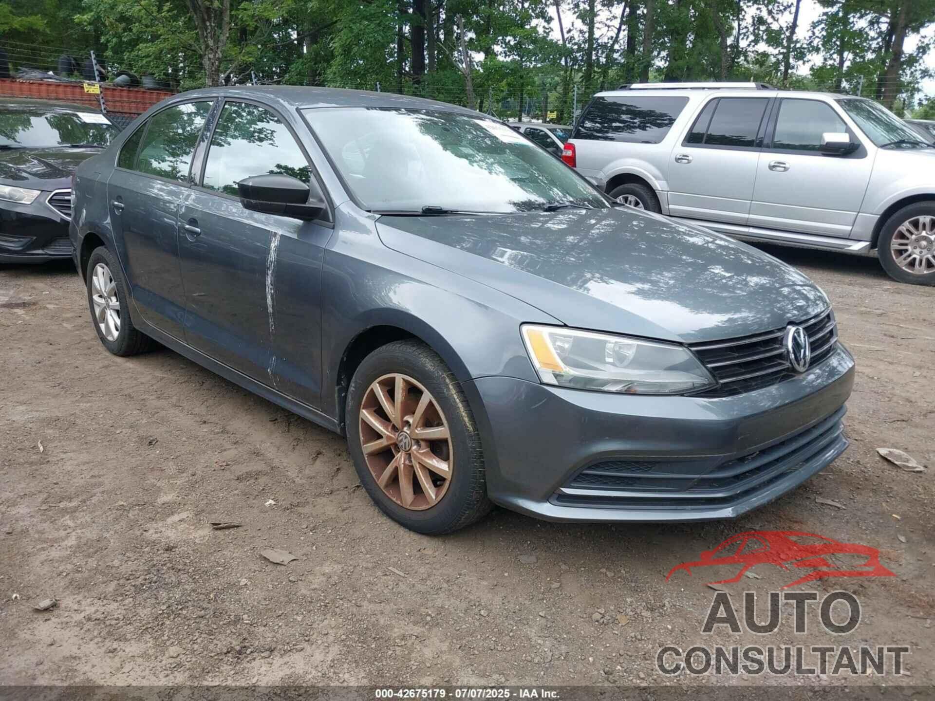 VOLKSWAGEN JETTA 2015 - 3VWD17AJ5FM285988