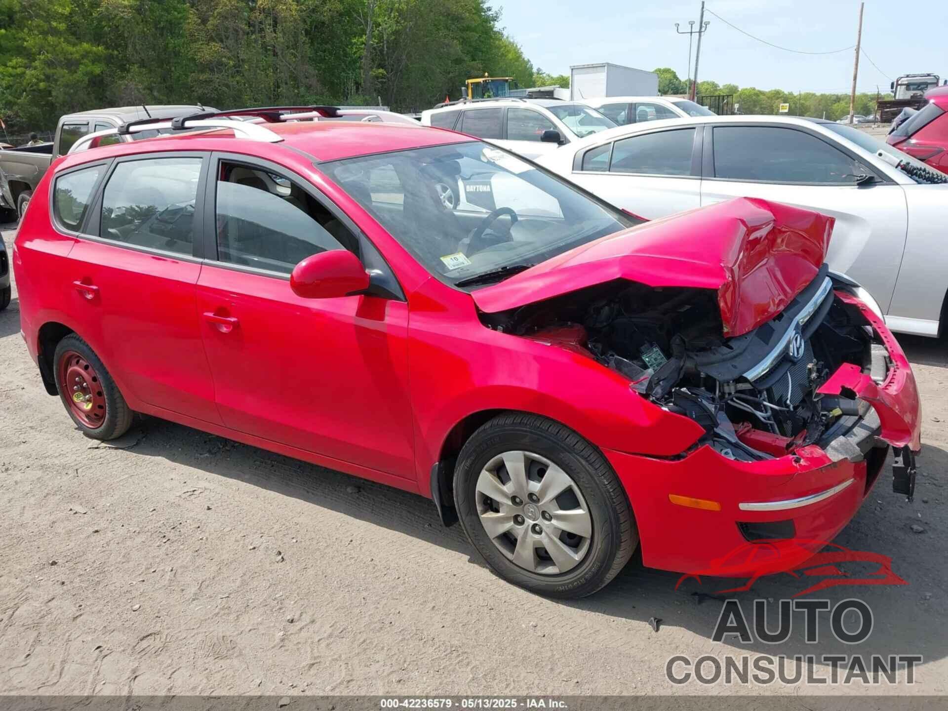 HYUNDAI ELANTRA TOURING 2011 - KMHDC8AE0BU106800