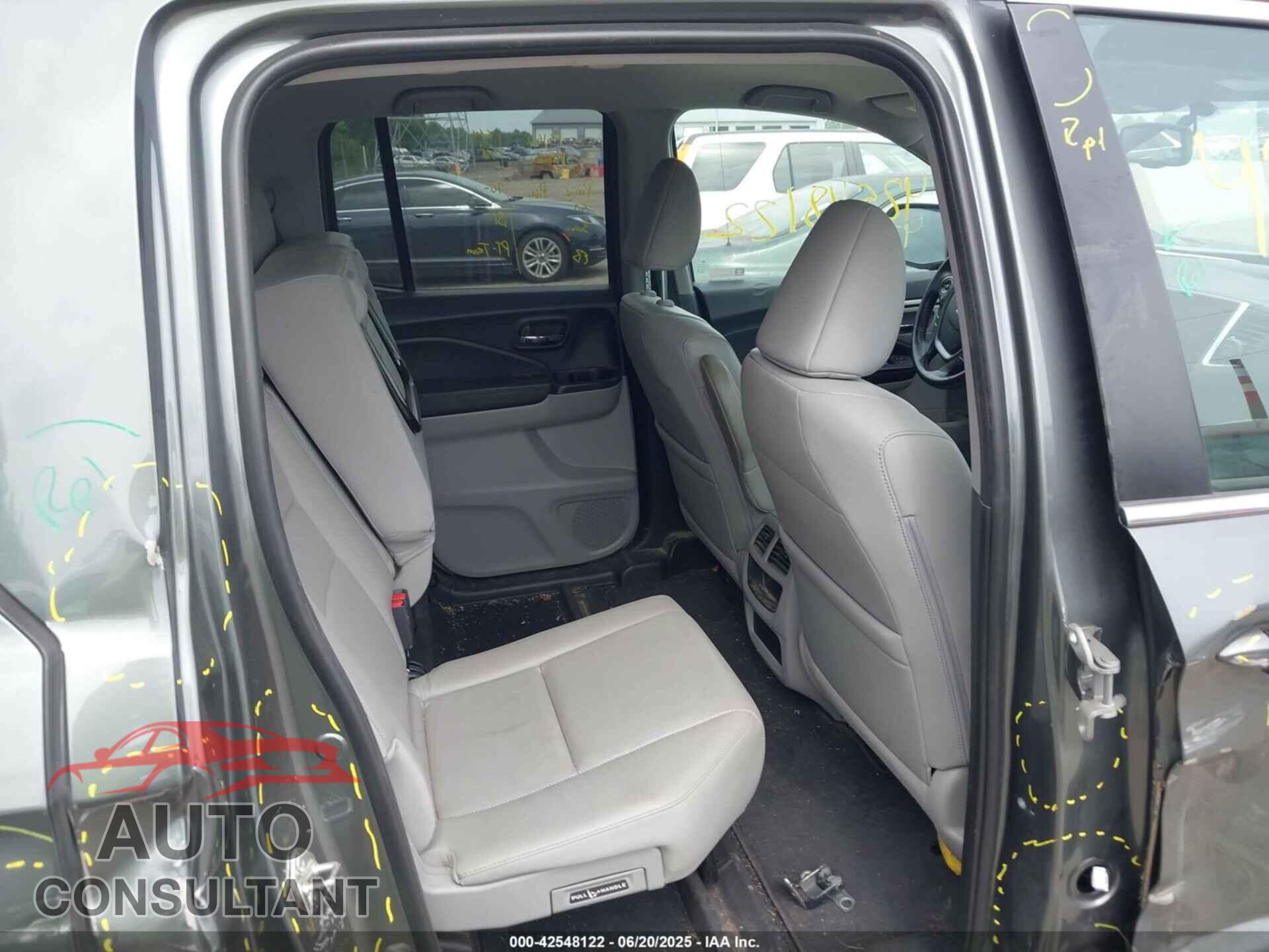 HONDA RIDGELINE 2018 - 5FPYK3F61JB013733