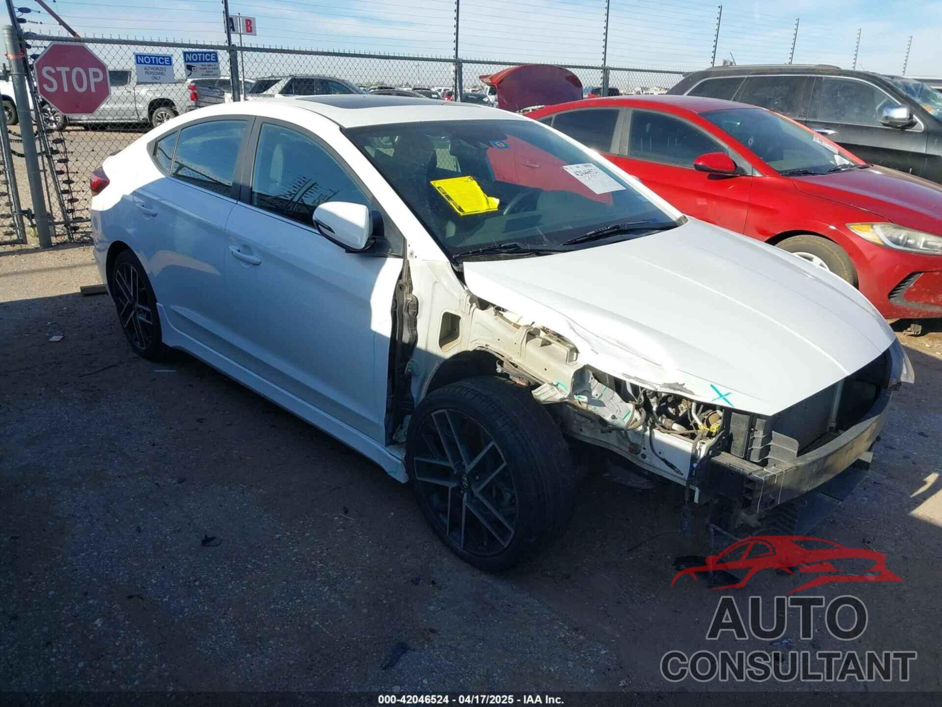 HYUNDAI ELANTRA 2020 - KMHD04LB5LU961269