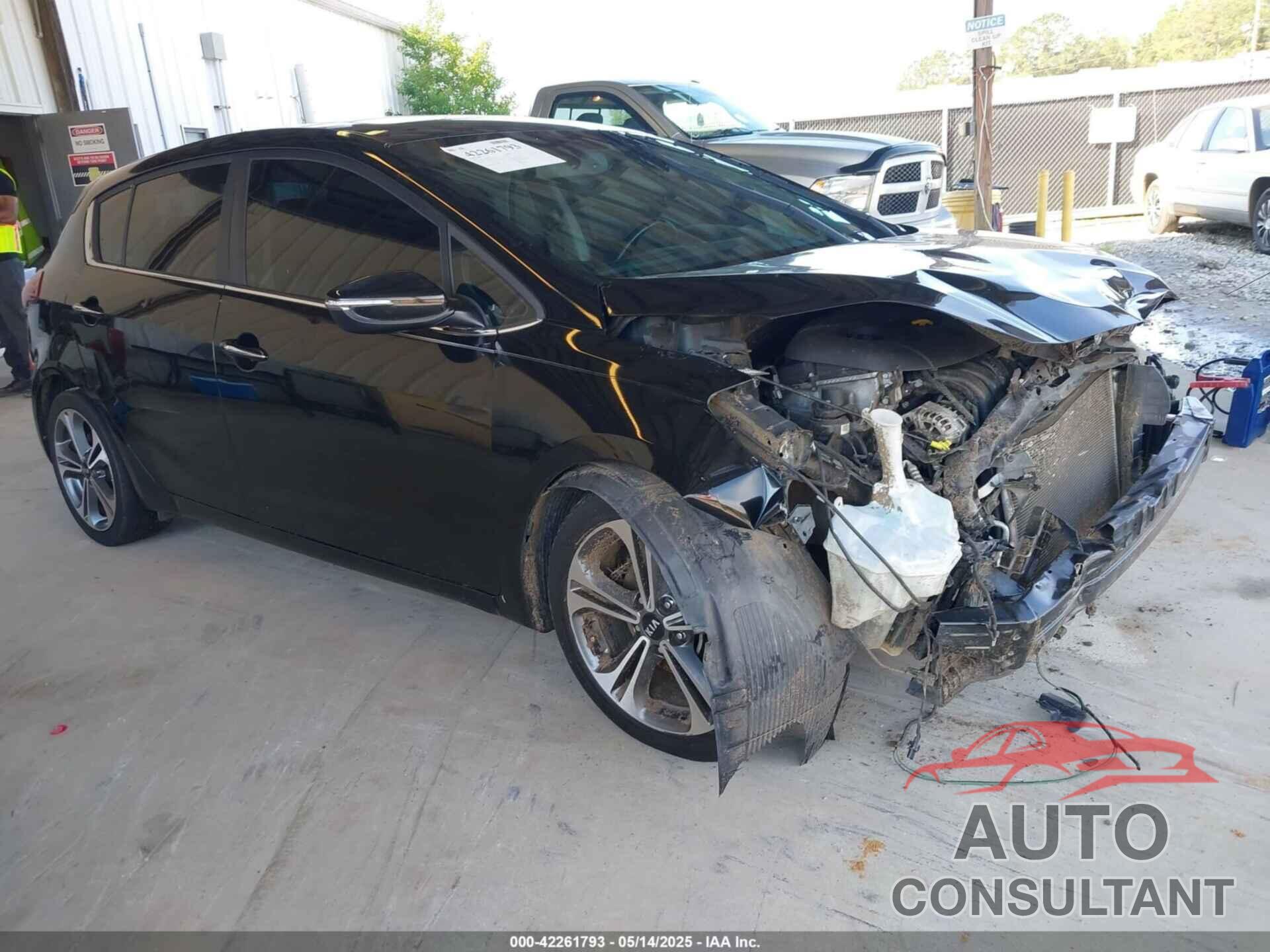 KIA FORTE 2016 - KNAFX5A83G5547555