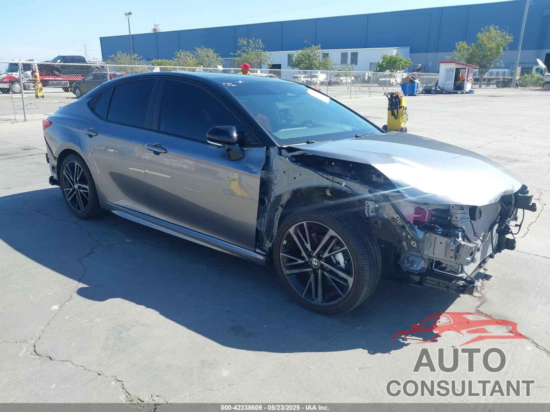 TOYOTA CAMRY 2025 - 4T1DAACKXSU554364