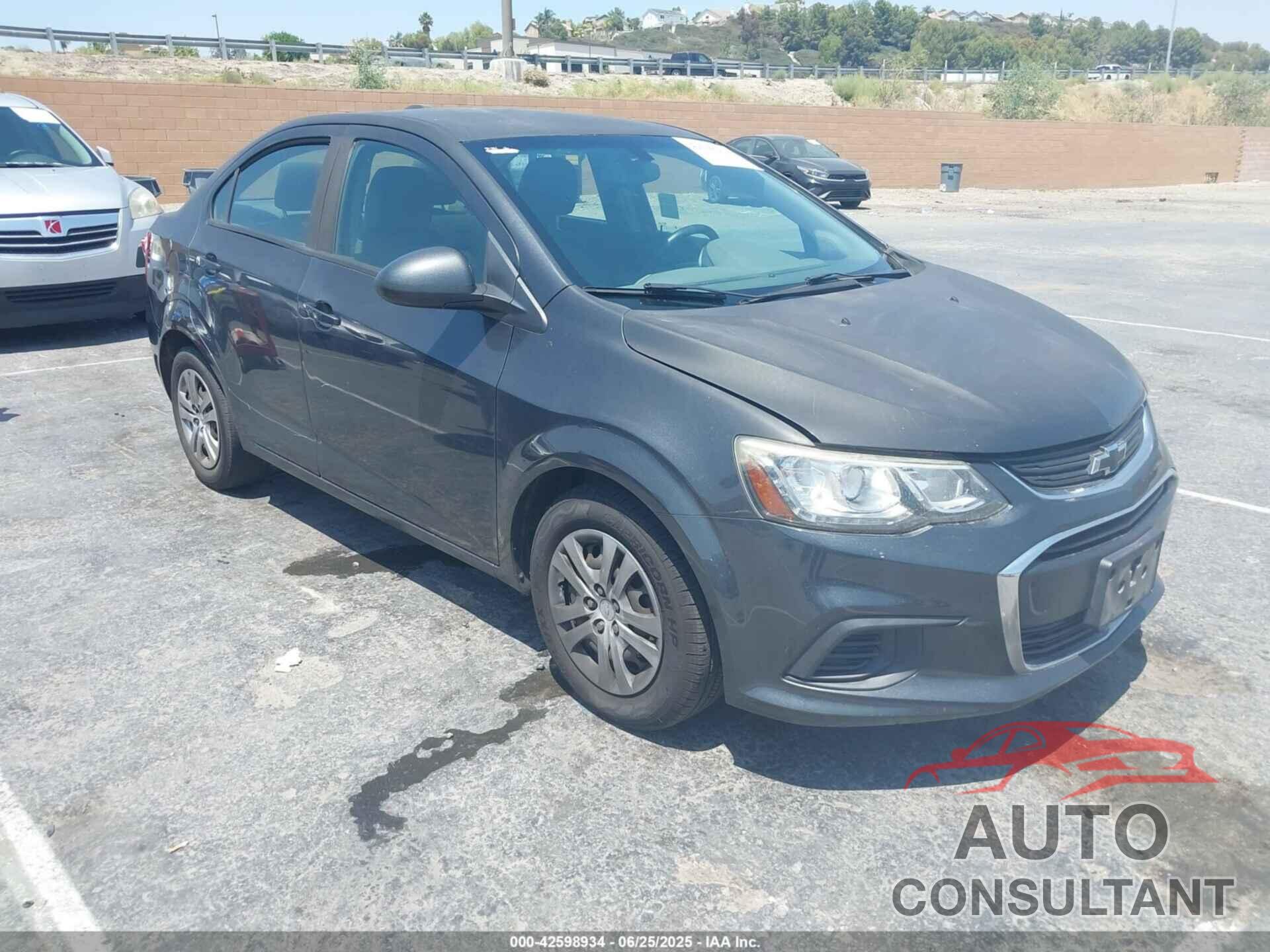 CHEVROLET SONIC 2017 - 1G1JB5SG1H4175117