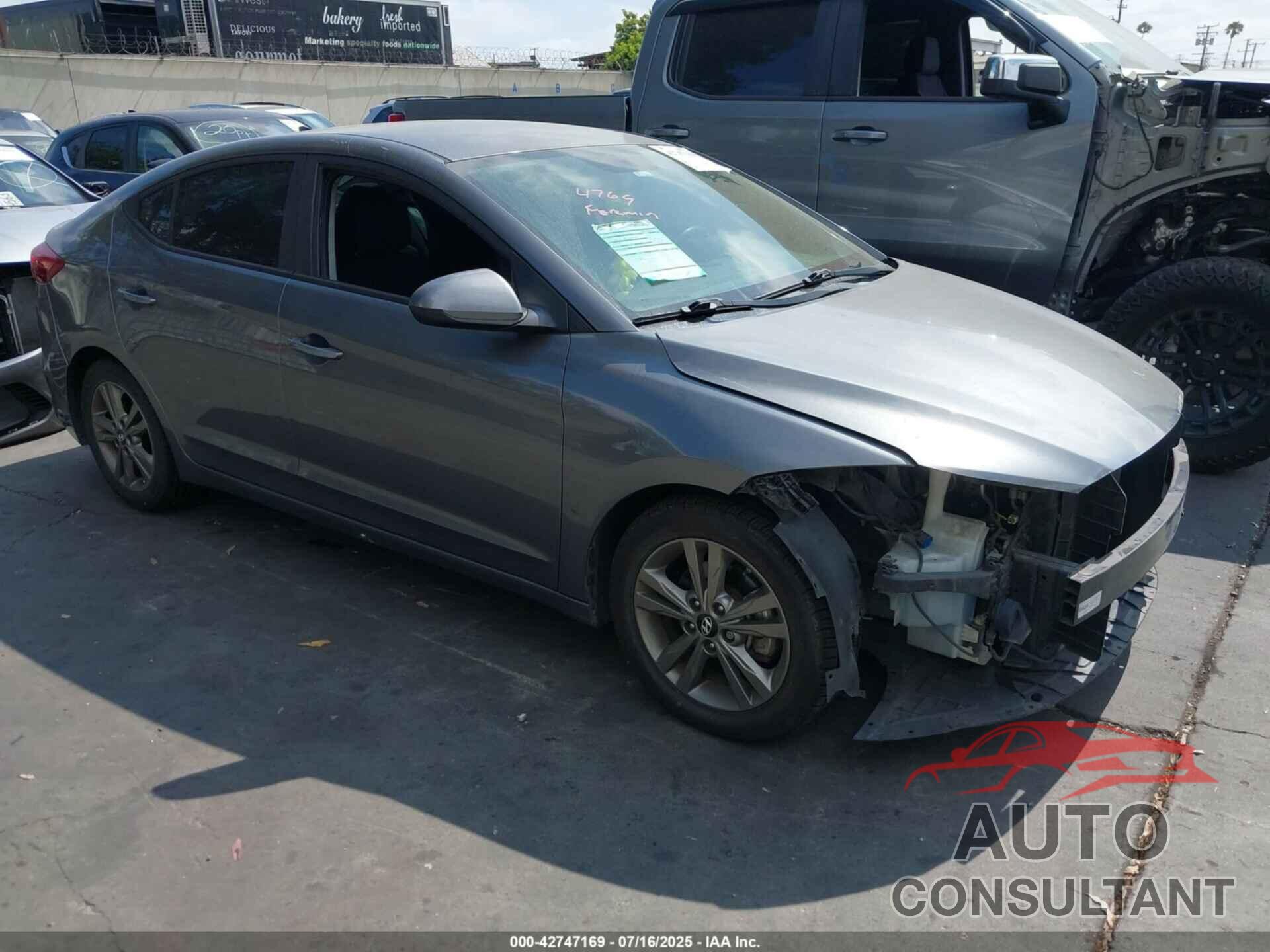 HYUNDAI ELANTRA 2018 - 5NPD84LF9JH286694
