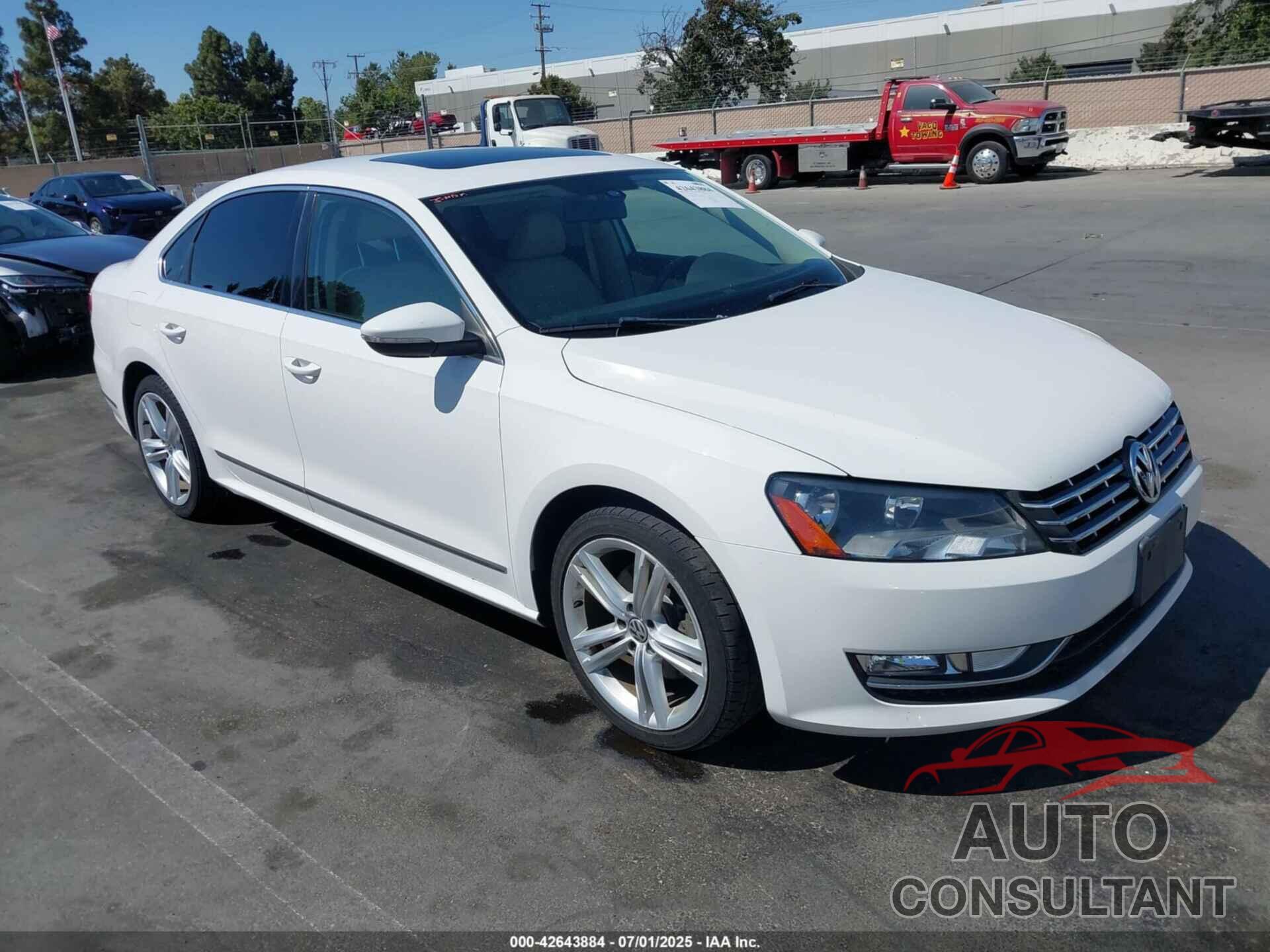 VOLKSWAGEN PASSAT 2012 - 1VWCM7A32CC010998