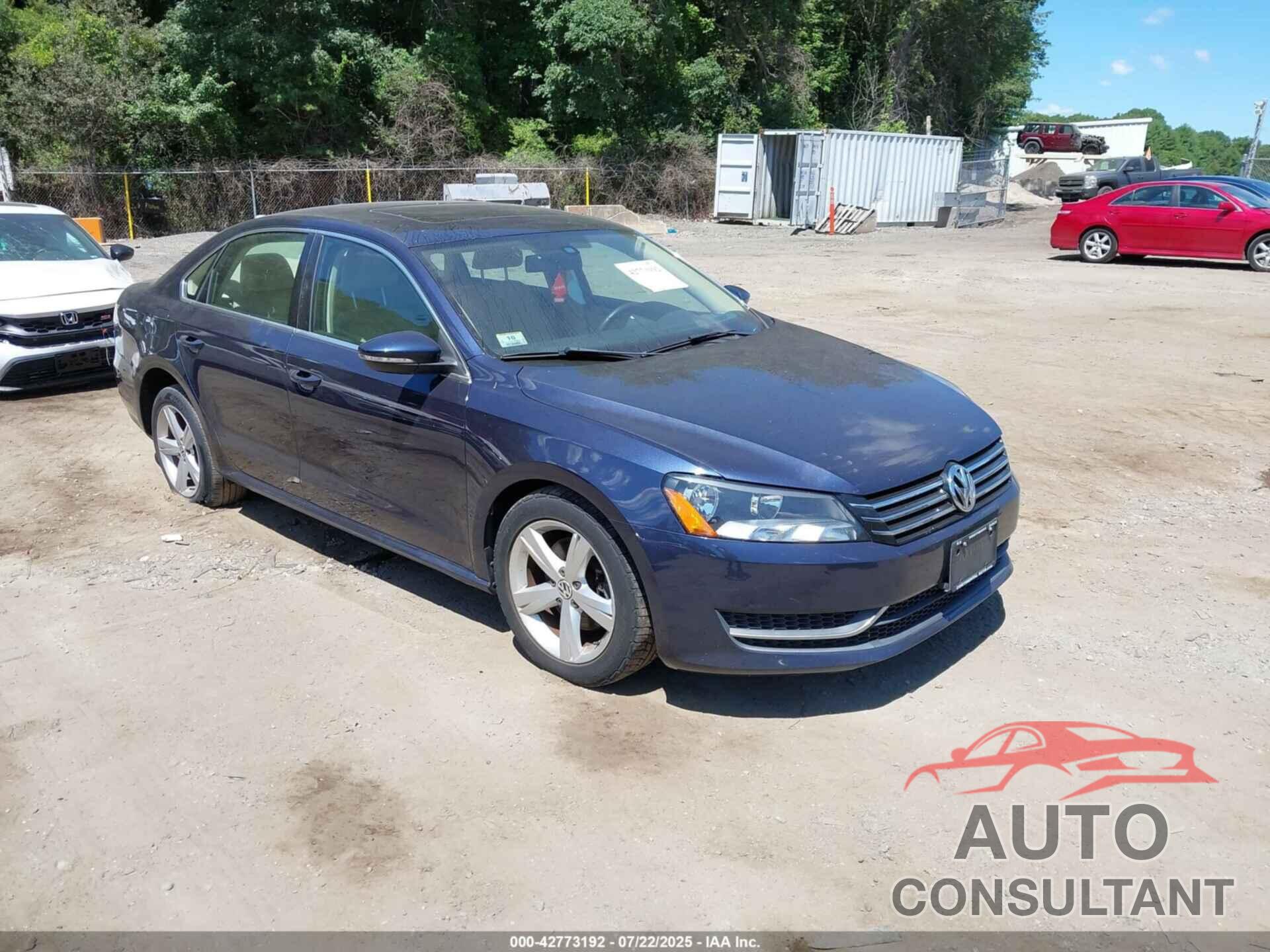 VOLKSWAGEN PASSAT 2012 - 1VWBP7A3XCC031603