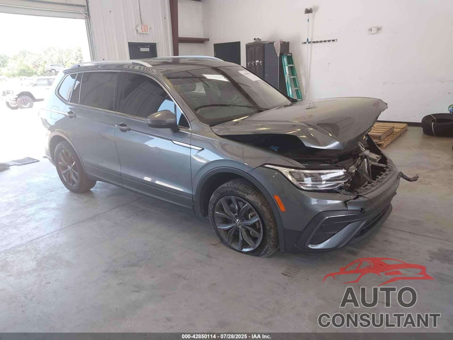 VOLKSWAGEN TIGUAN 2022 - 3VV3B7AX6NM106549