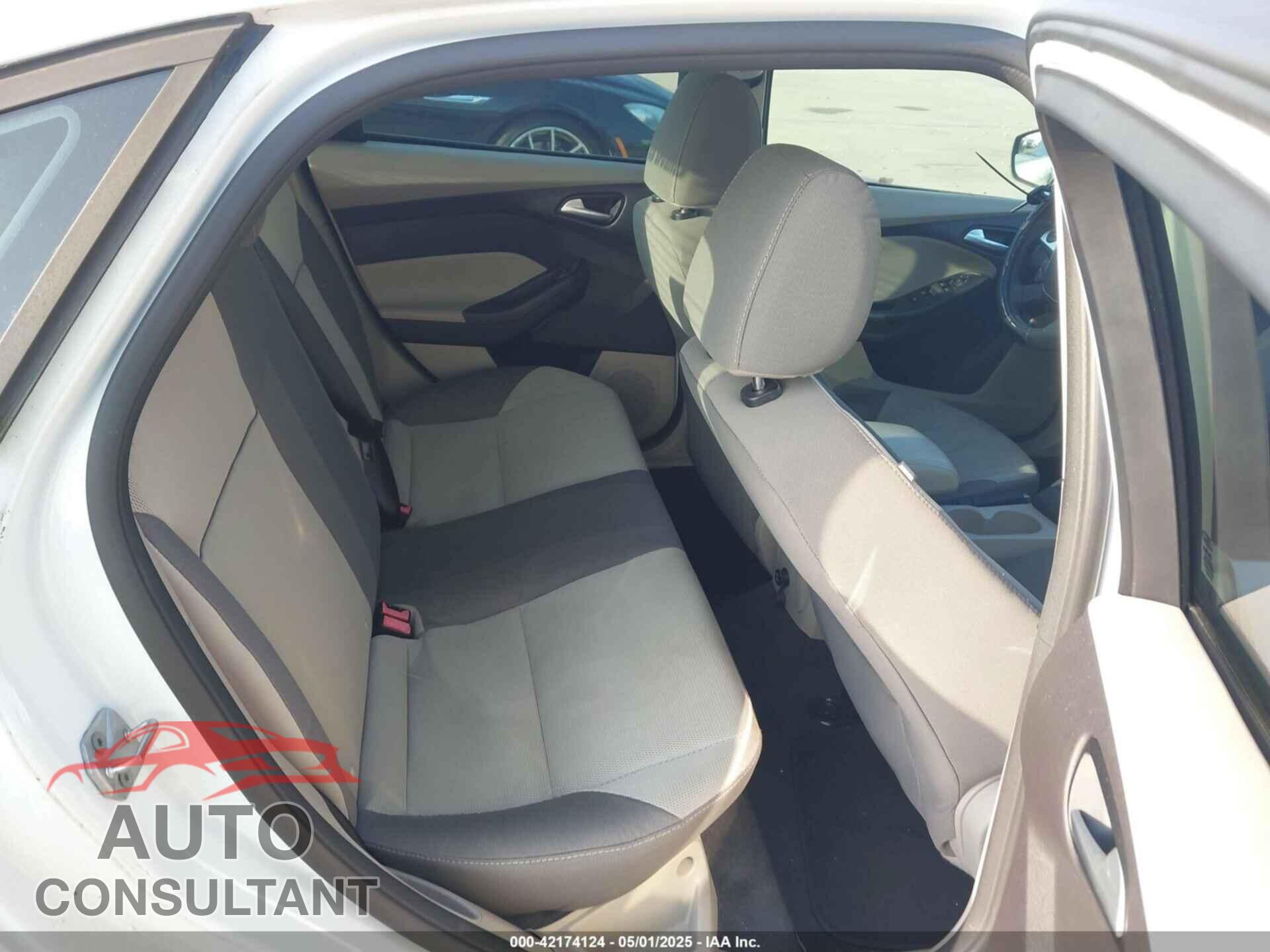 FORD FOCUS 2014 - 1FADP3F26EL163285