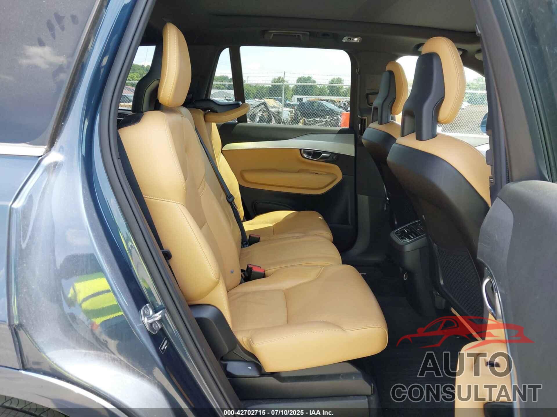 VOLVO XC90 2018 - YV4A22PK9J1372401
