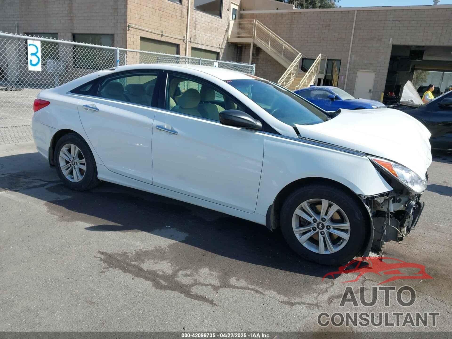 HYUNDAI SONATA 2013 - 5NPEB4AC8DH784288