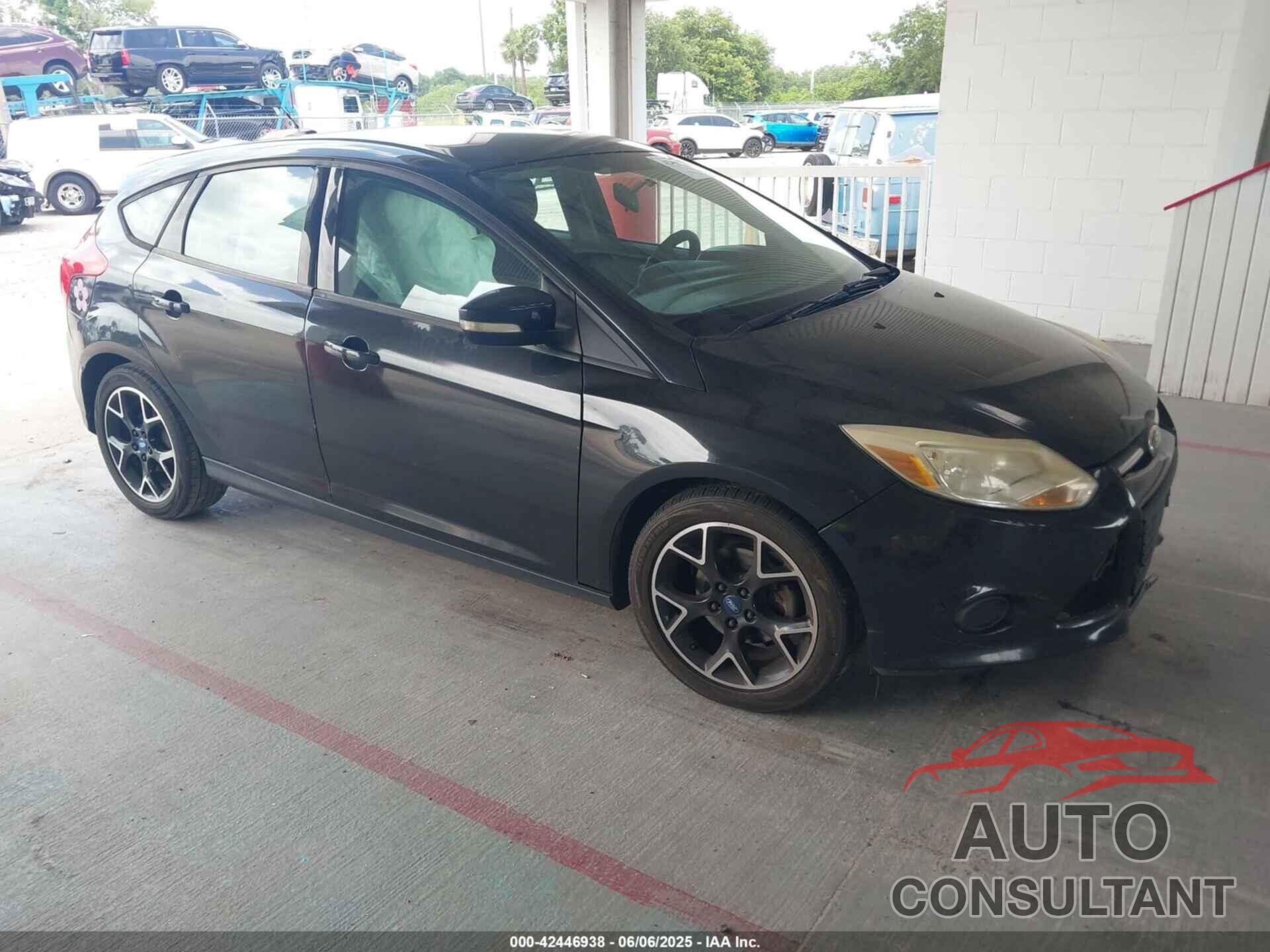 FORD FOCUS 2014 - 1FADP3K26EL200261