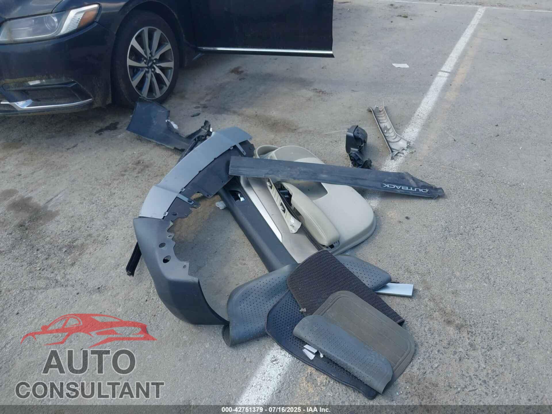 SUBARU OUTBACK 2013 - 4S4BRBAC4D3201712