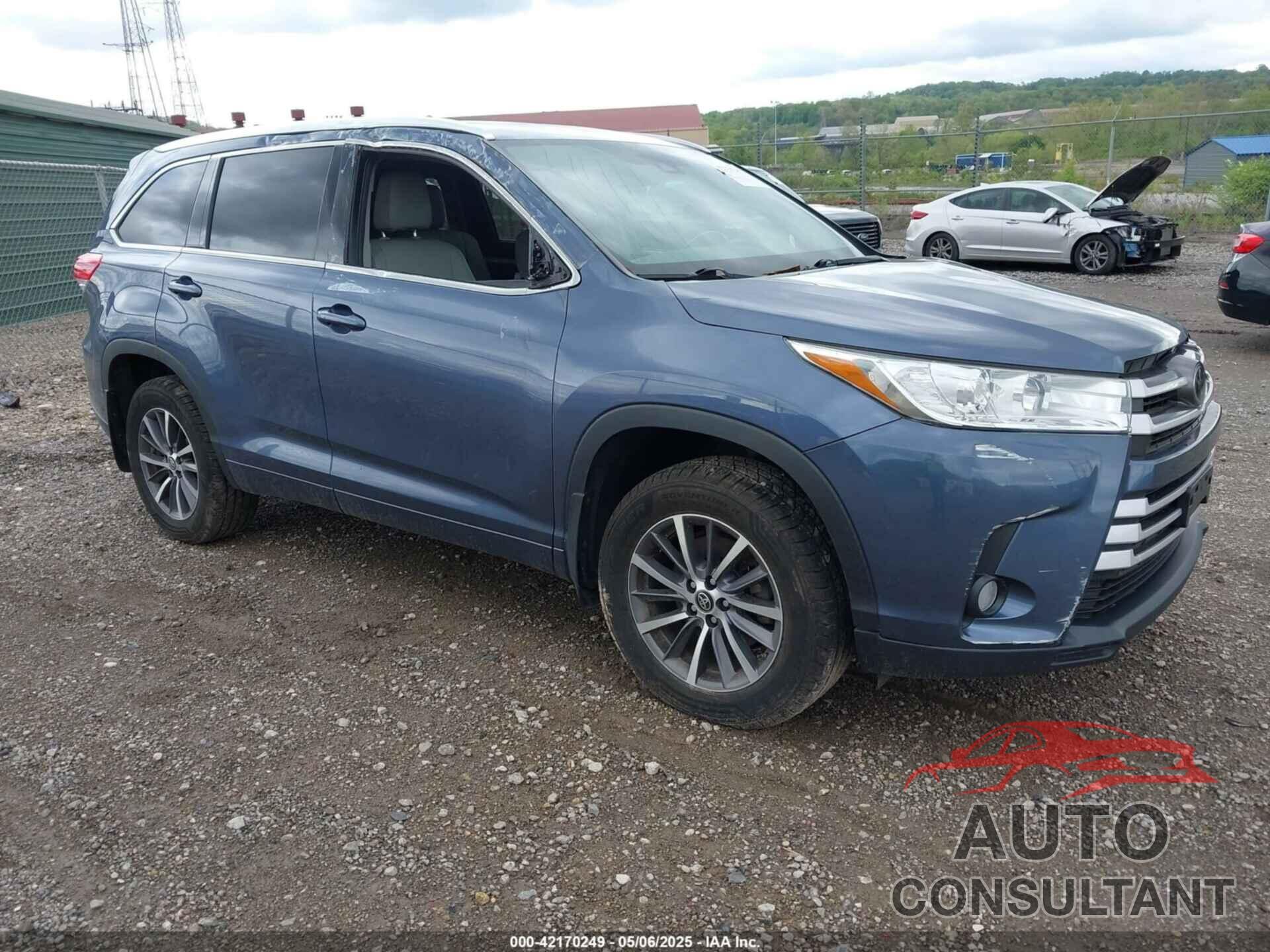 TOYOTA HIGHLANDER 2017 - 5TDJZRFH8HS391841
