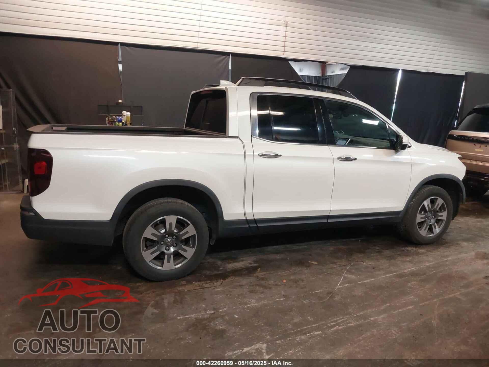 HONDA RIDGELINE 2017 - 5FPYK3F70HB032308