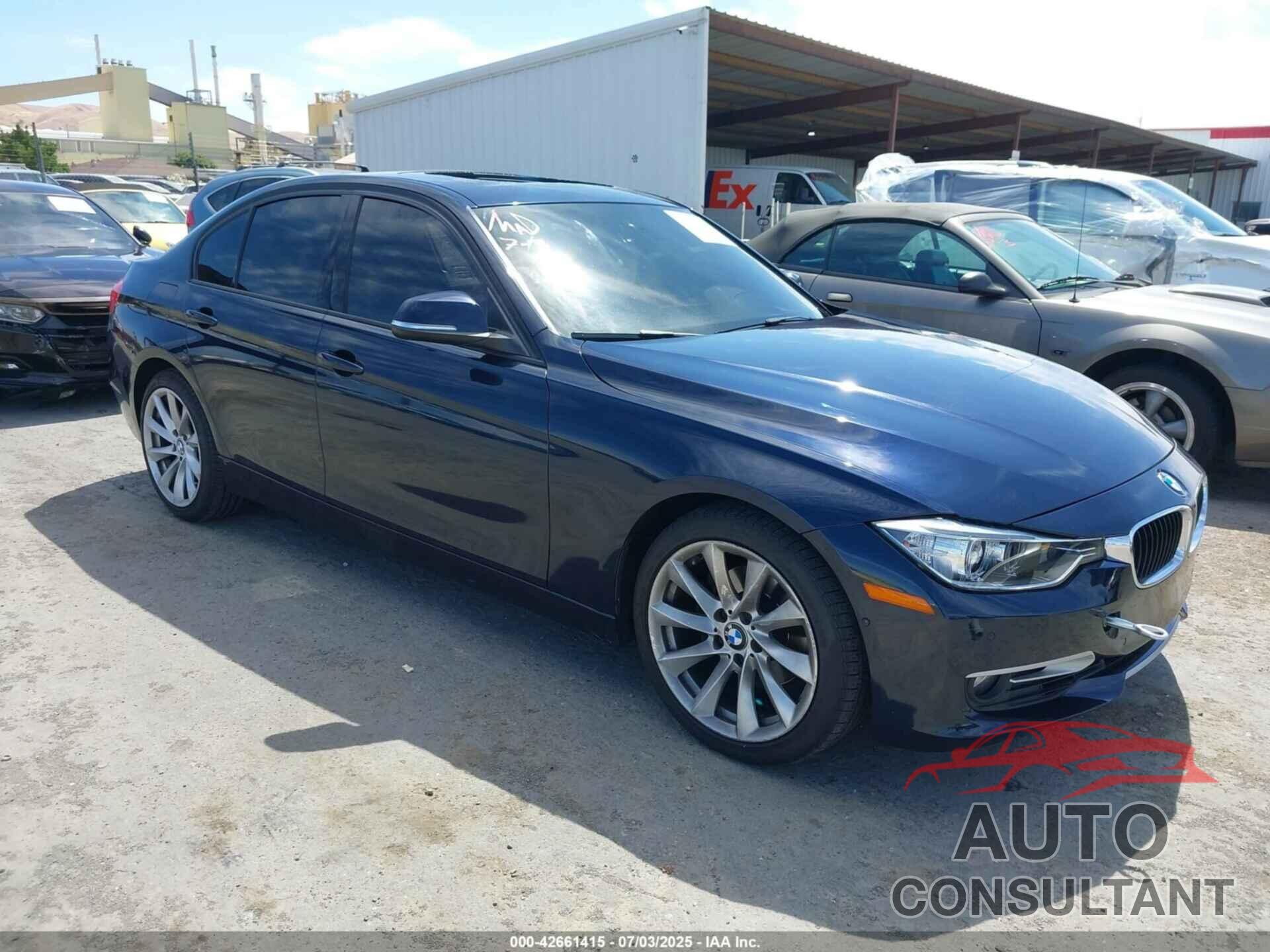 BMW 328I 2012 - WBA3C1C51CF431074