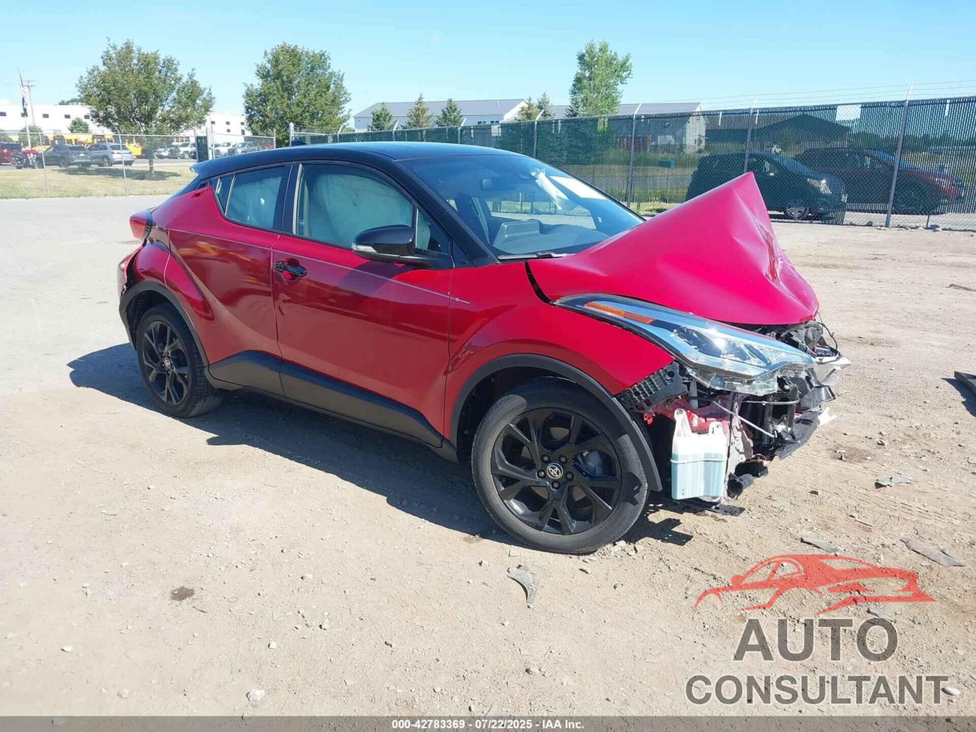 TOYOTA C-HR 2021 - JTNKHMBX7M1105018