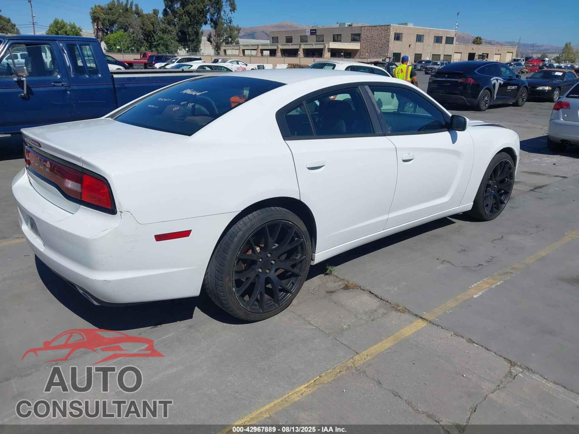 DODGE CHARGER 2011 - 2B3CL3CG5BH532861