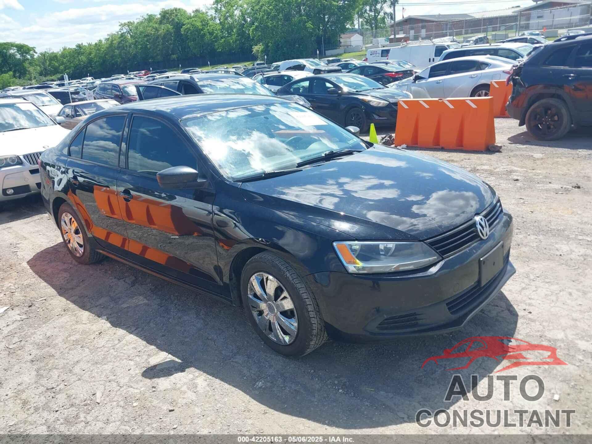 VOLKSWAGEN JETTA 2011 - 3VW2K7AJ1BM365951