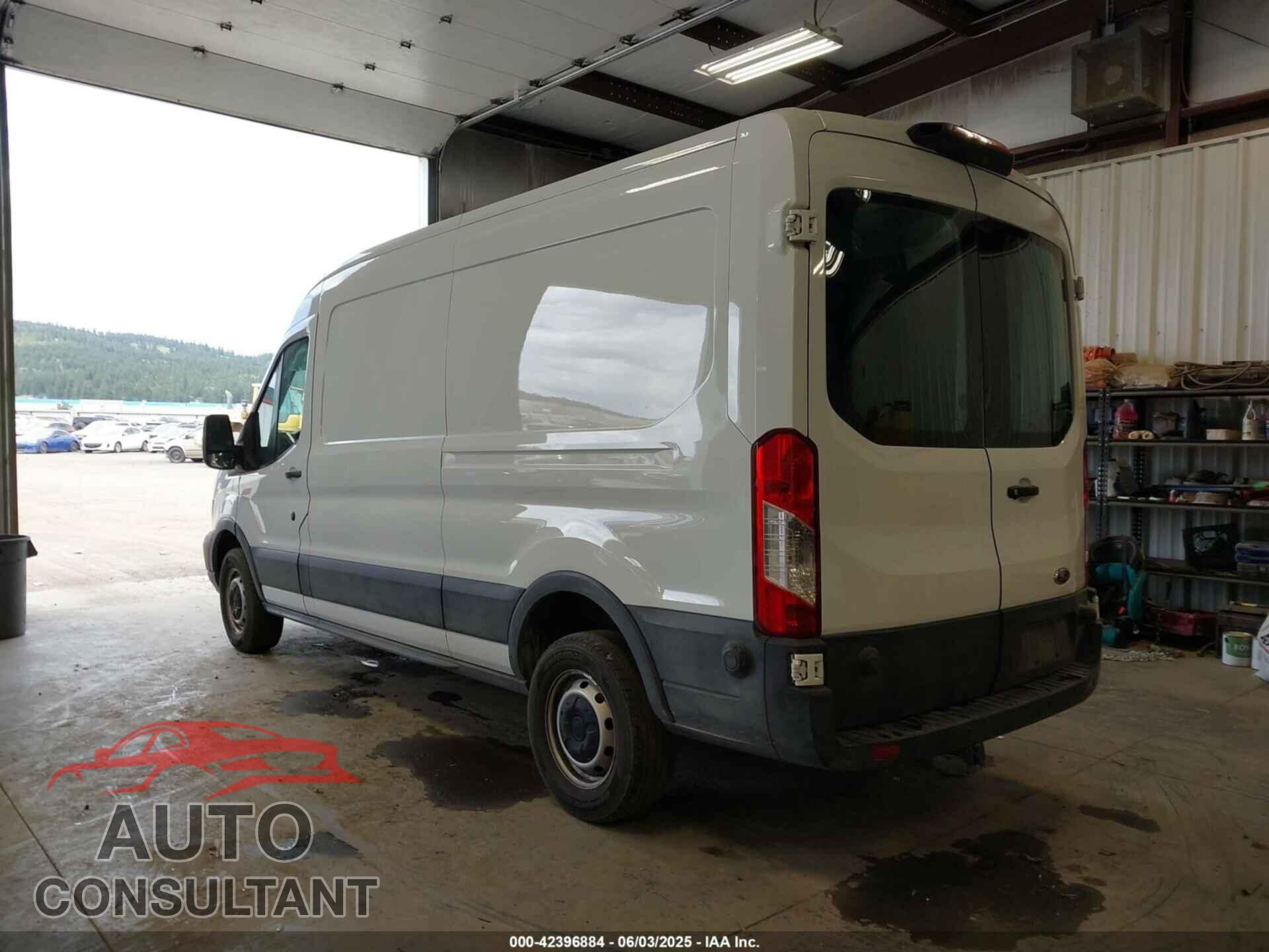 FORD TRANSIT 2019 - 1FTYR2CG2KKA15135