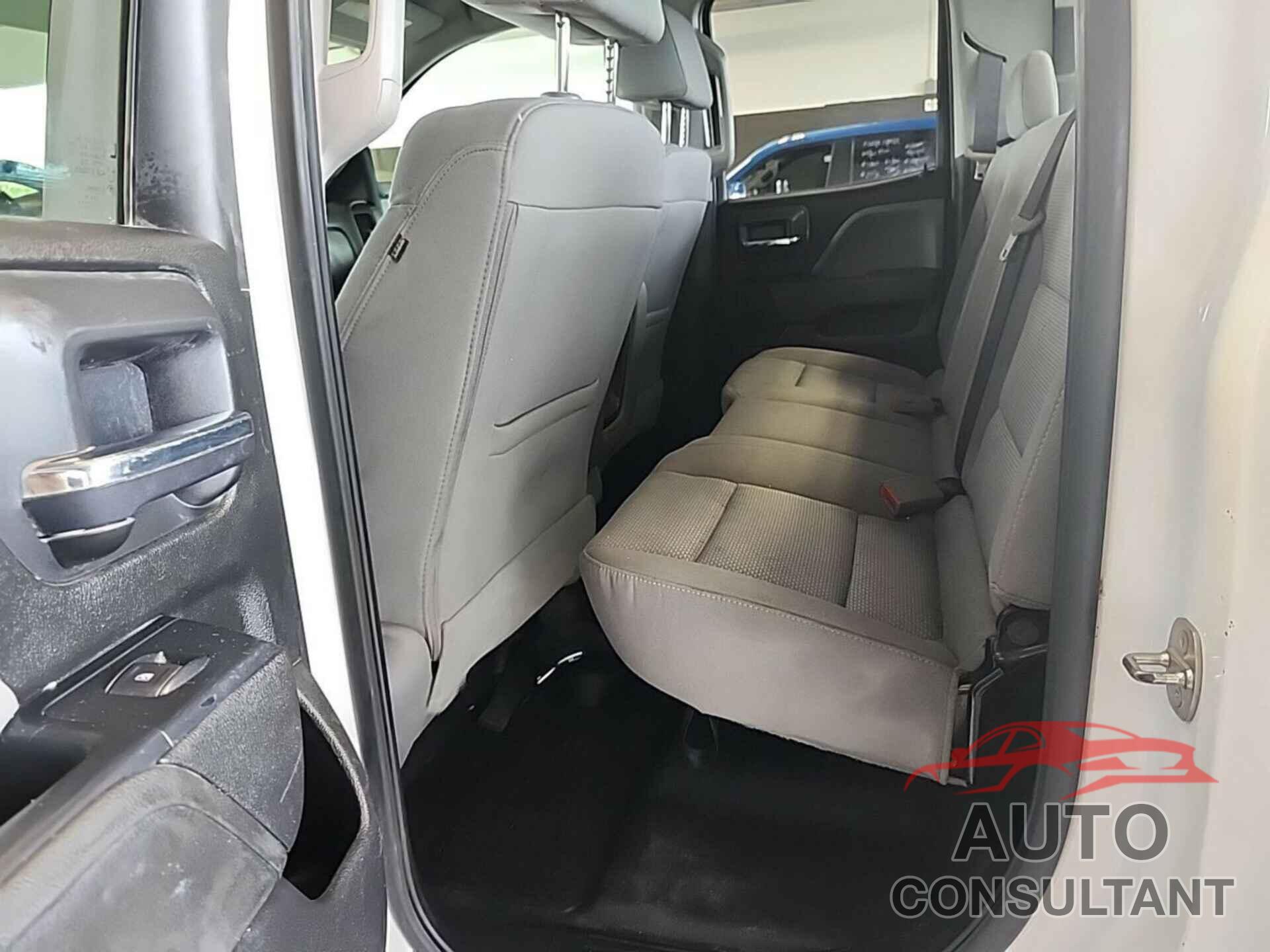 CHEVROLET SILVERADO 2019 - 2GC2KREG0K1200817