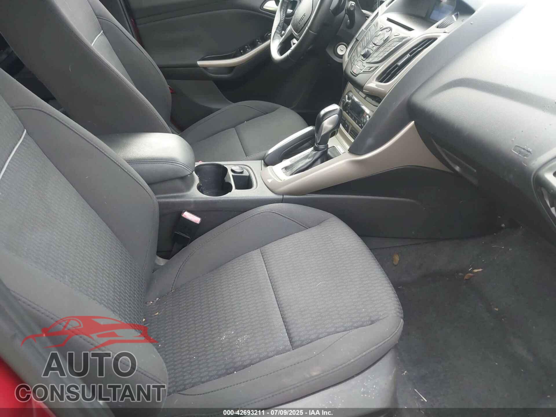 FORD FOCUS 2012 - 1FAHP3F2XCL443354