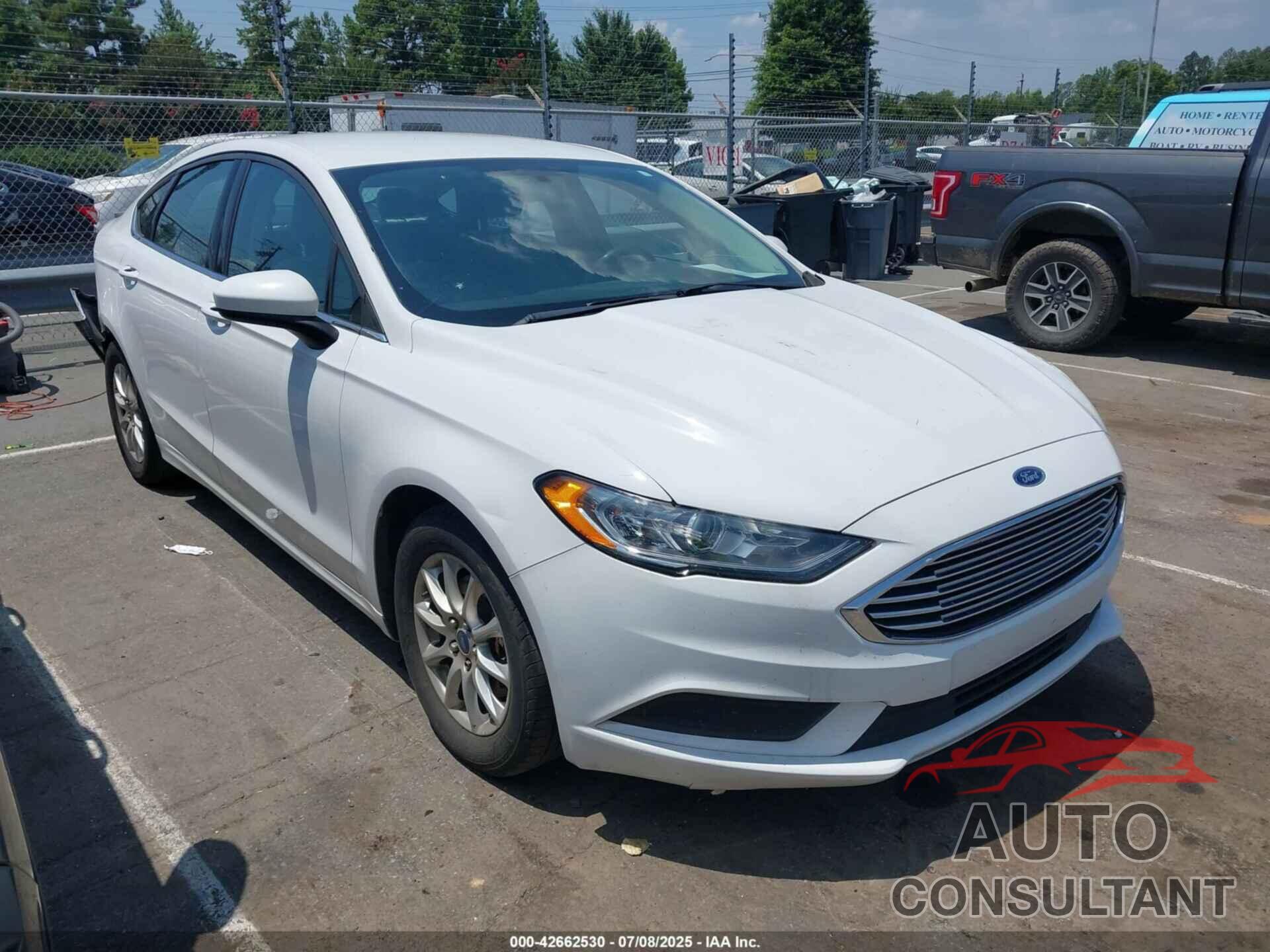 FORD FUSION 2017 - 3FA6P0G71HR164531