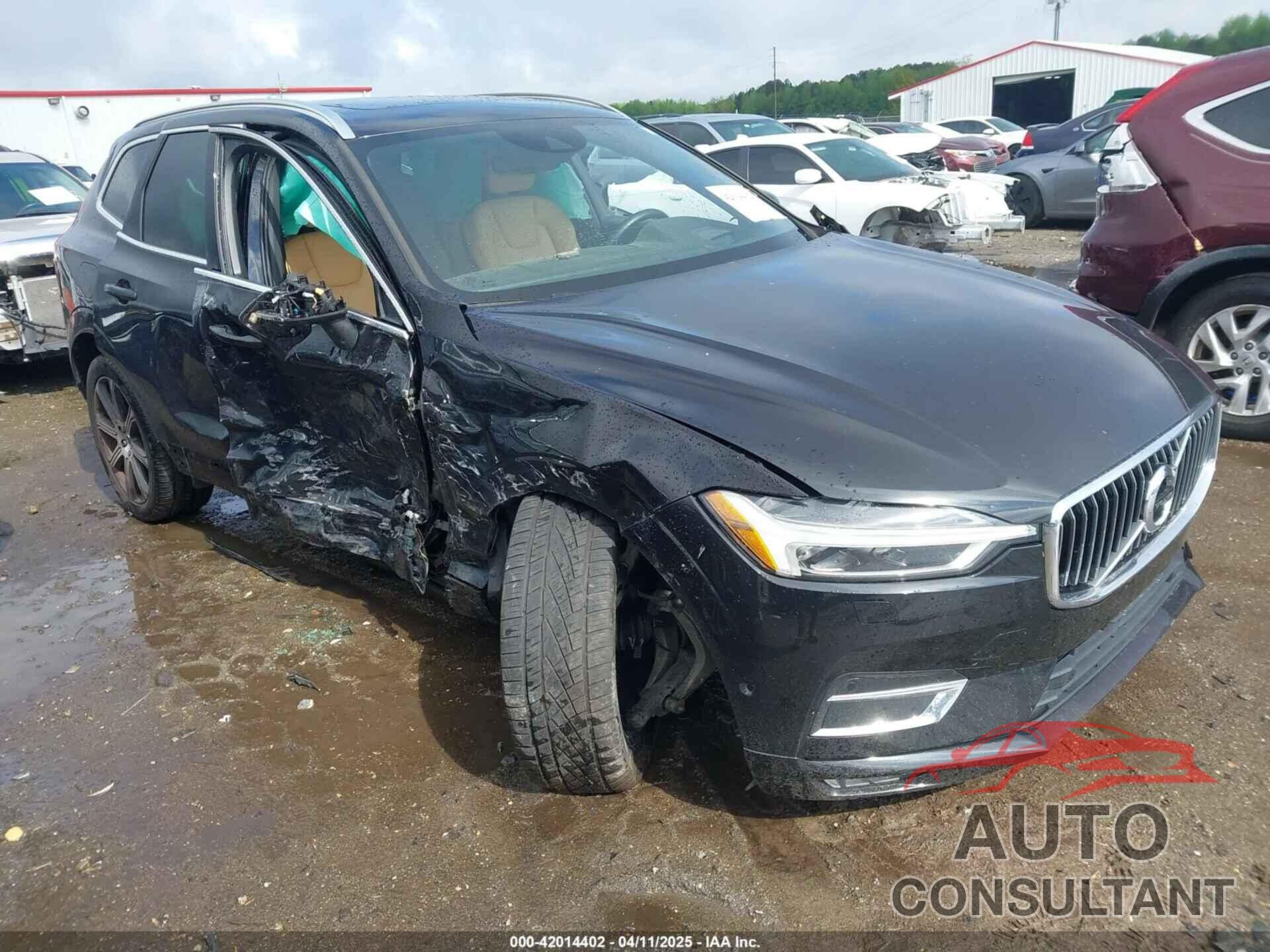 VOLVO XC60 2018 - YV4102RL7J1034846