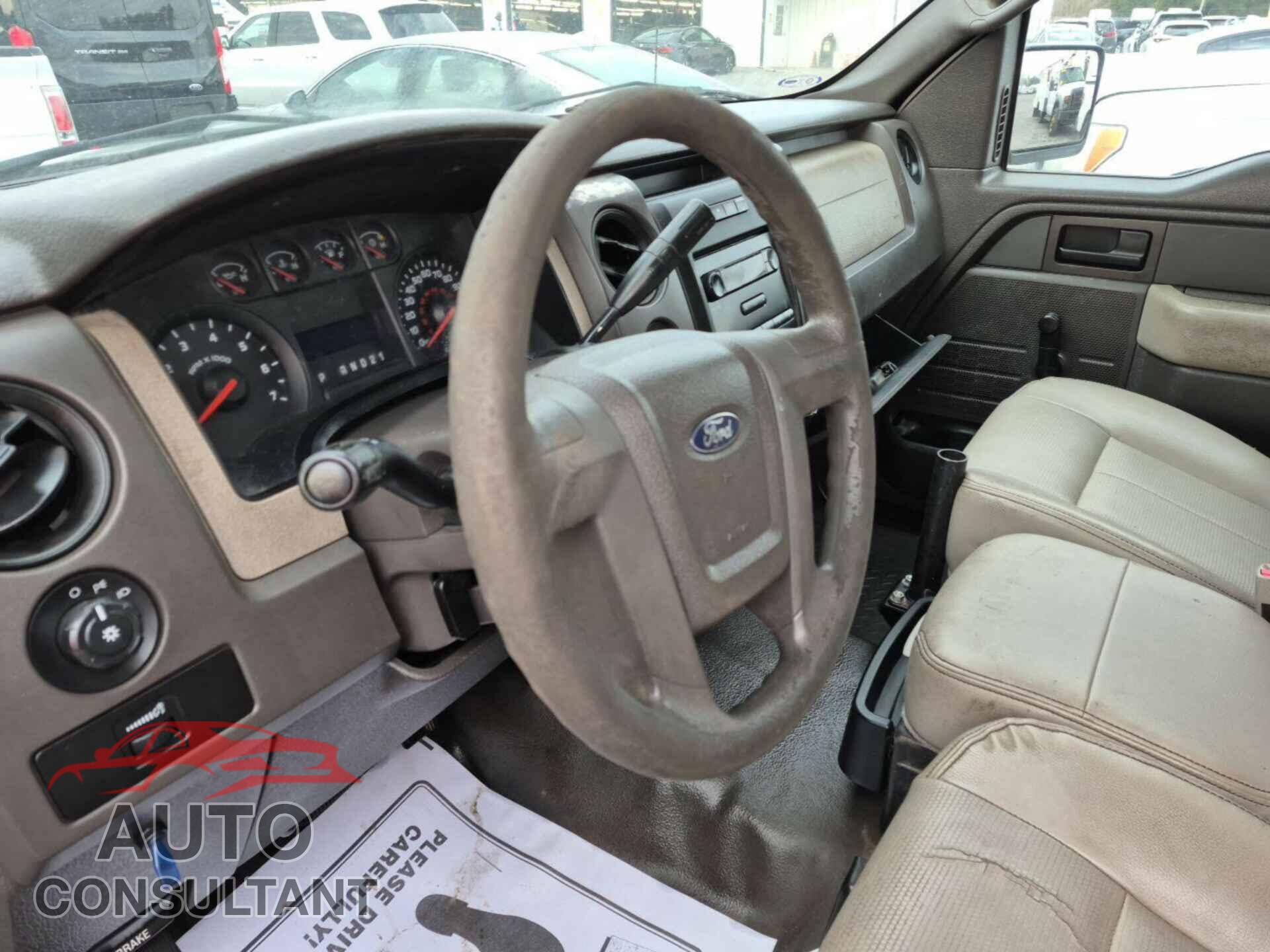 FORD F-150 2010 - 1FTMF1CW4AKE72276