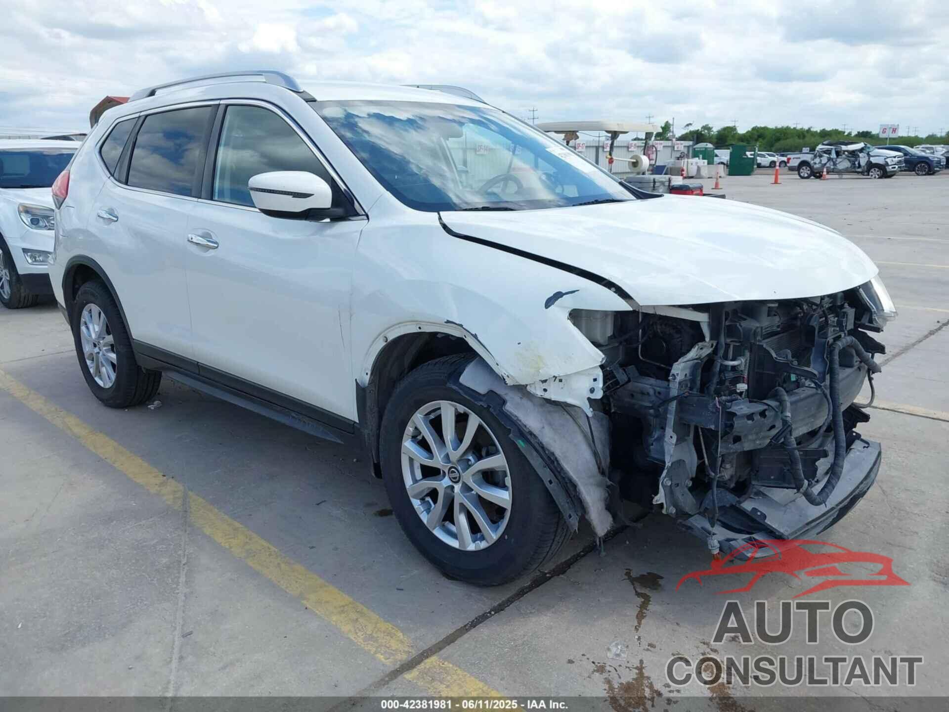 NISSAN ROGUE 2017 - JN8AT2MV3HW028093
