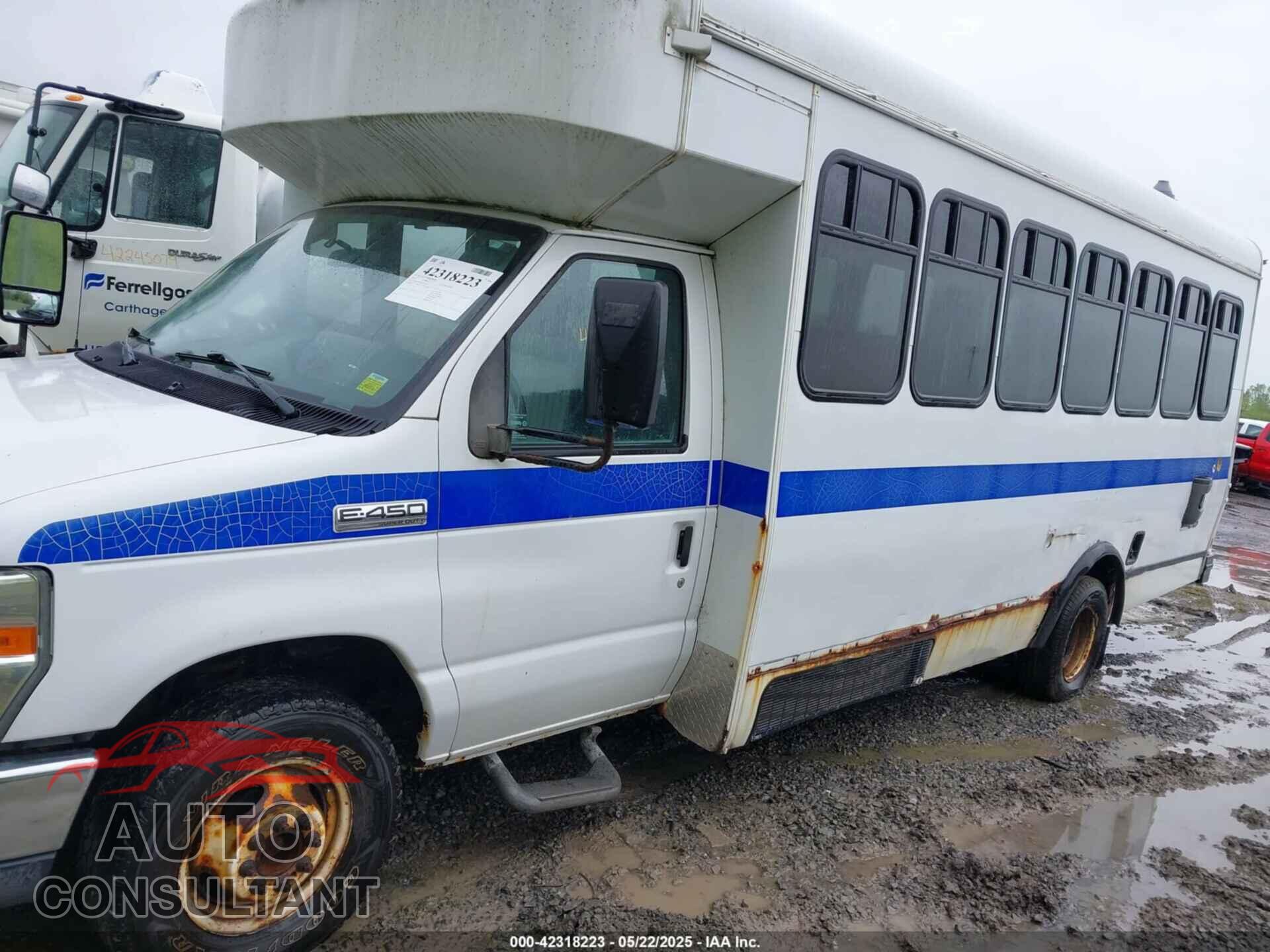 FORD E-450 CUTAWAY 2011 - 1FDFE4FS8BDA22735