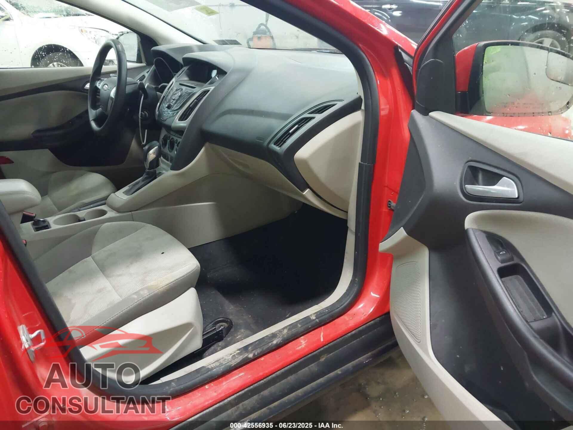 FORD FOCUS 2013 - 1FADP3F26DL162572