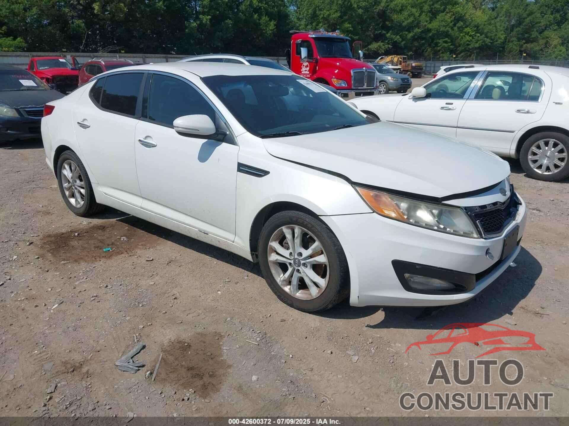 KIA OPTIMA 2011 - KNAGN4A70B5077487