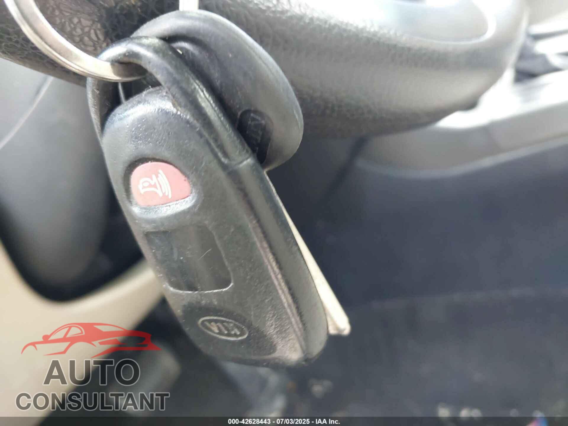KIA OPTIMA 2011 - KNAGM4A76B5055321