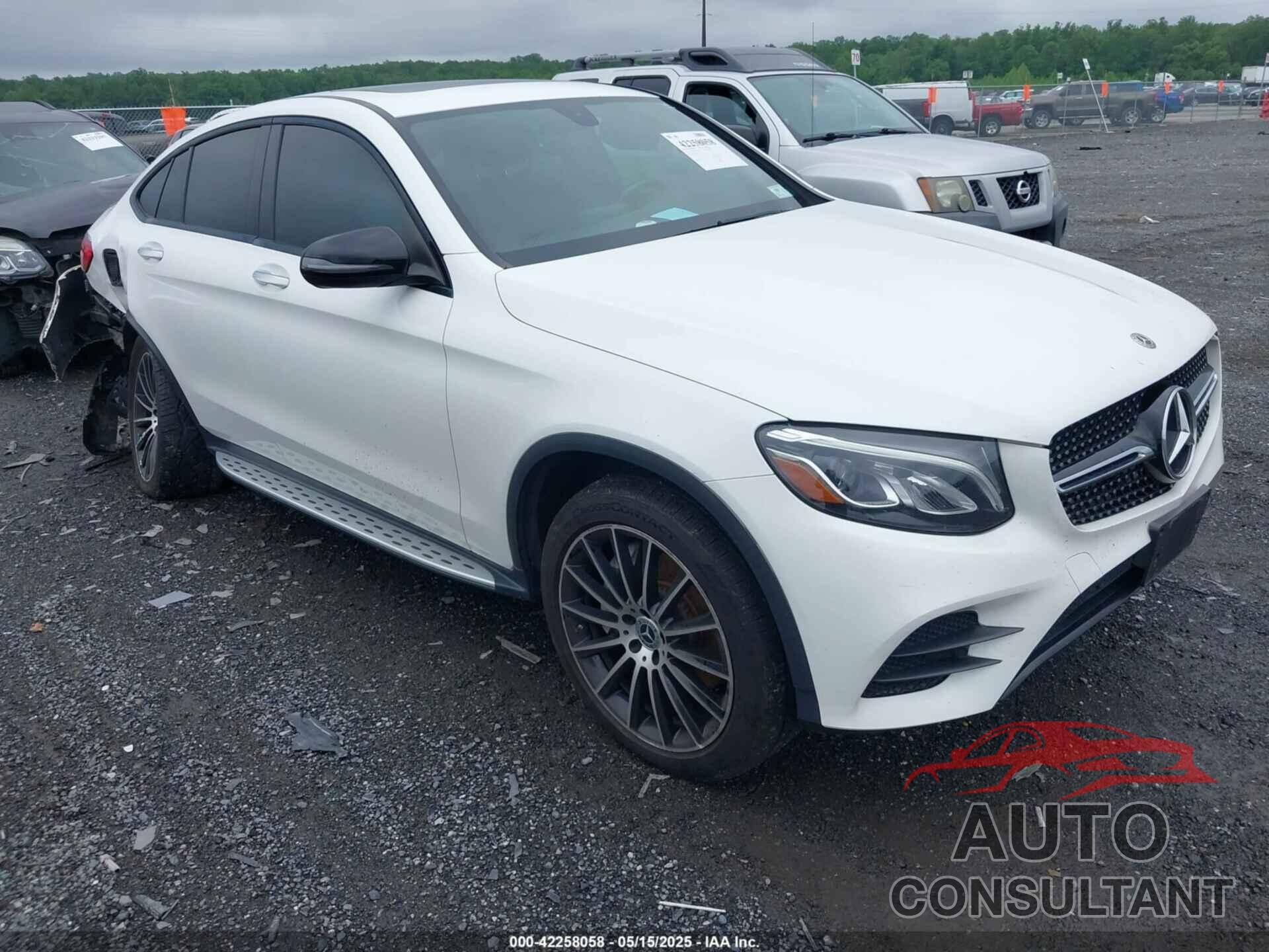MERCEDES-BENZ GLC 300 COUPE 2018 - WDC0J4KBXJF390360