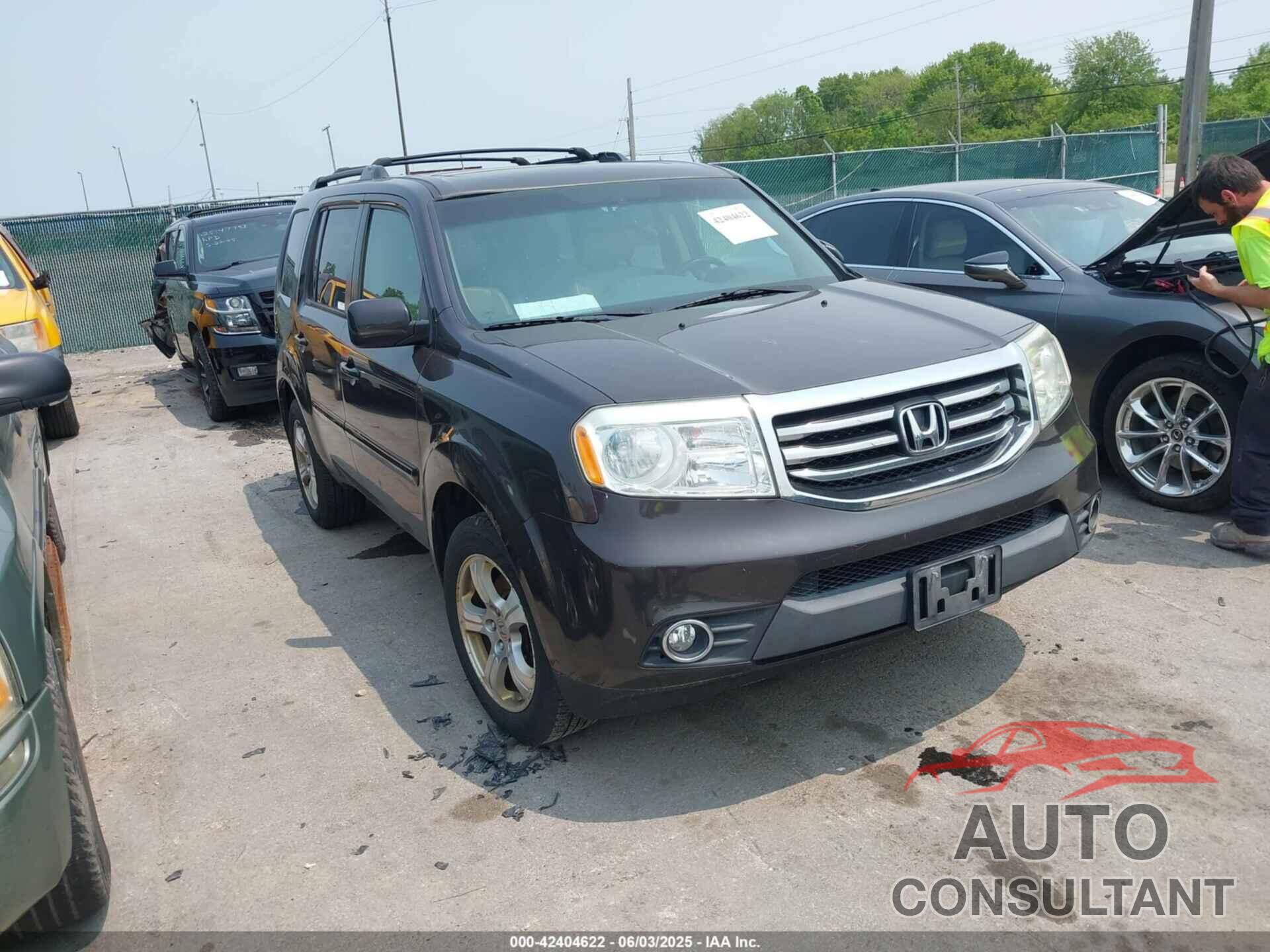 HONDA PILOT 2012 - 5FNYF4H50CB080933