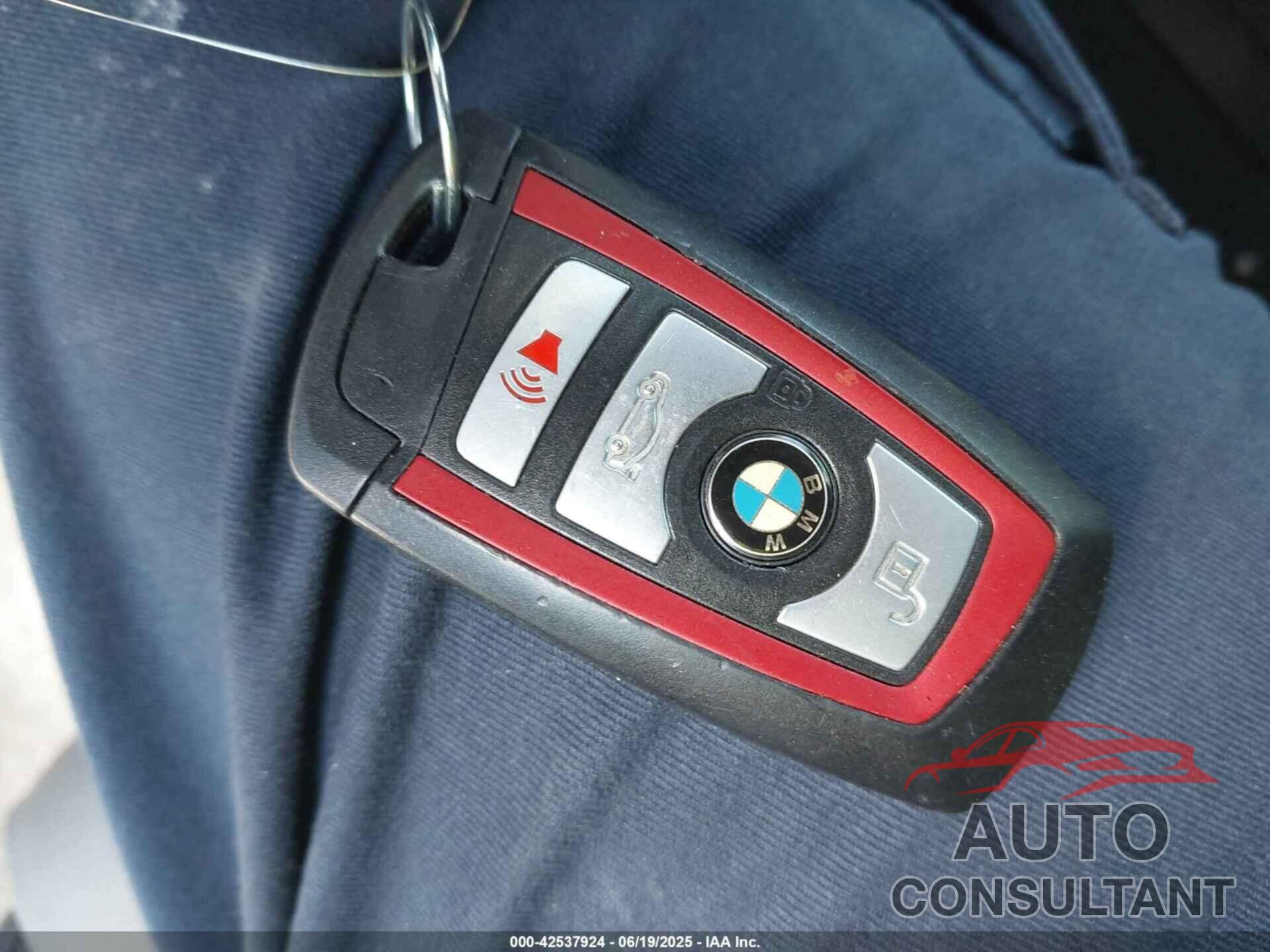 BMW 330I 2018 - WBA8B9G55JNU98085