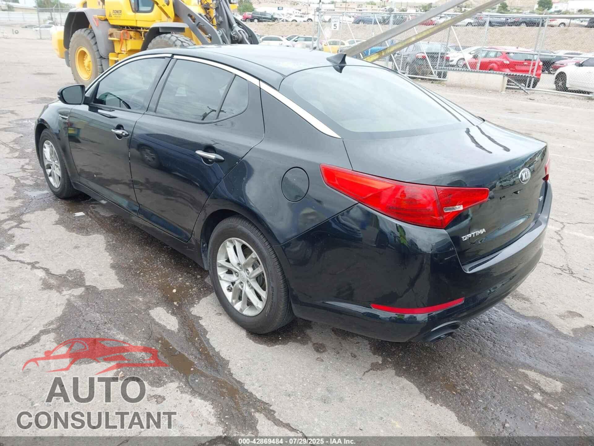 KIA OPTIMA 2013 - KNAGM4A70D5330894
