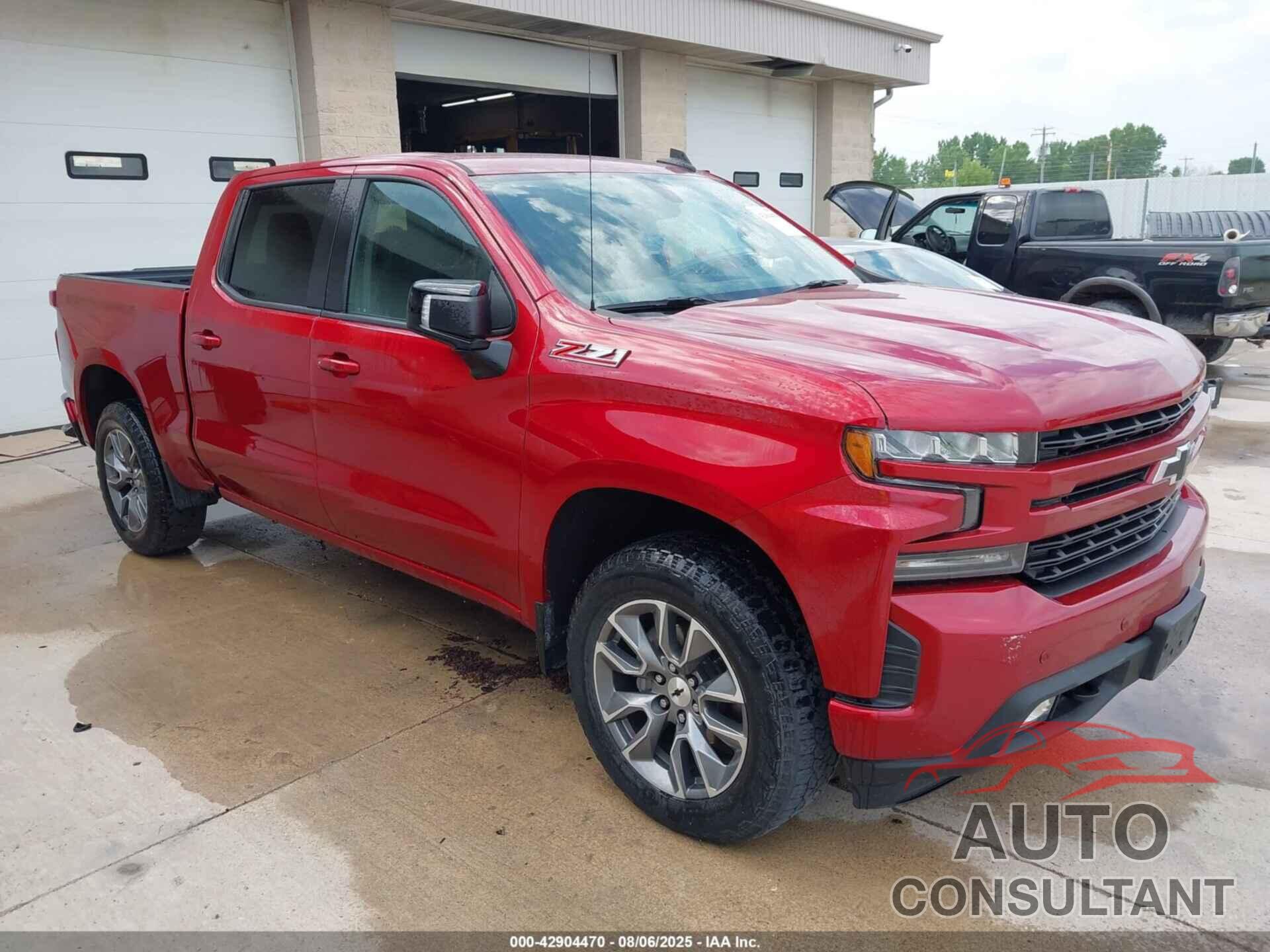 CHEVROLET SILVERADO 1500 LTD 2022 - 1GCUYEED4NZ212907