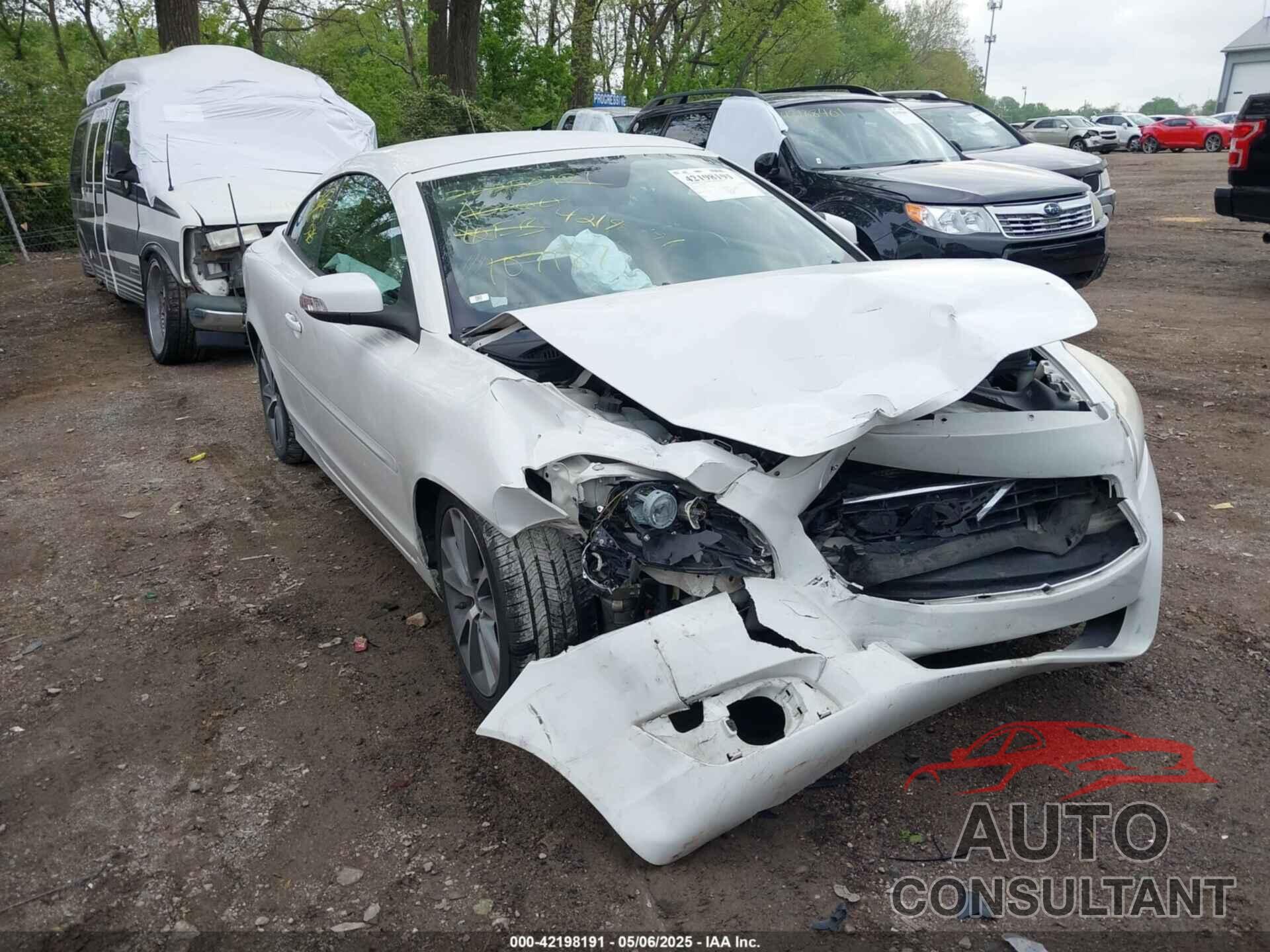 VOLVO C70 2011 - YV1672MC9BJ107187