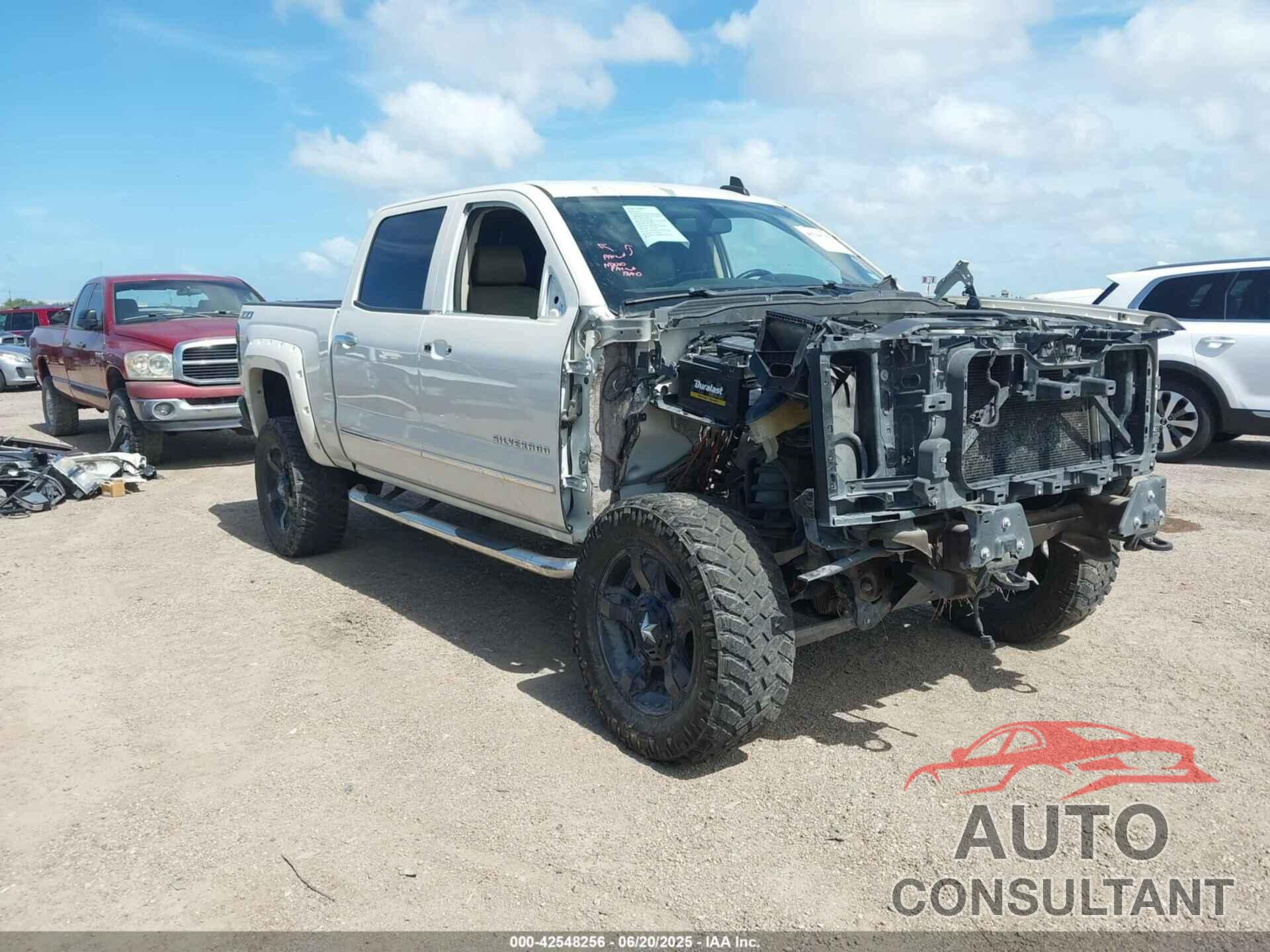 CHEVROLET SILVERADO 1500 2015 - 3GCUKREC8FG412609