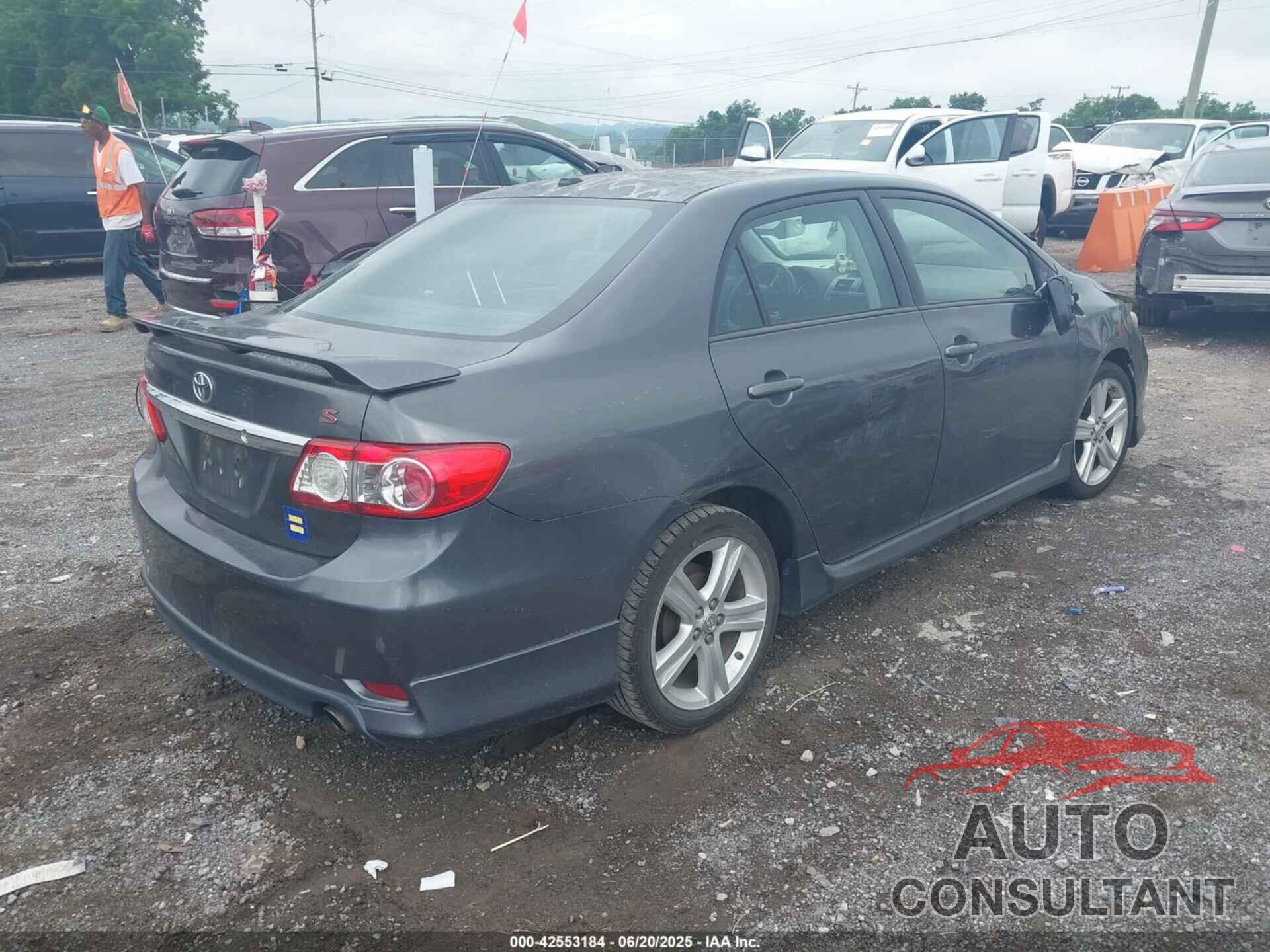 TOYOTA COROLLA 2013 - 2T1BU4EE2DC935217