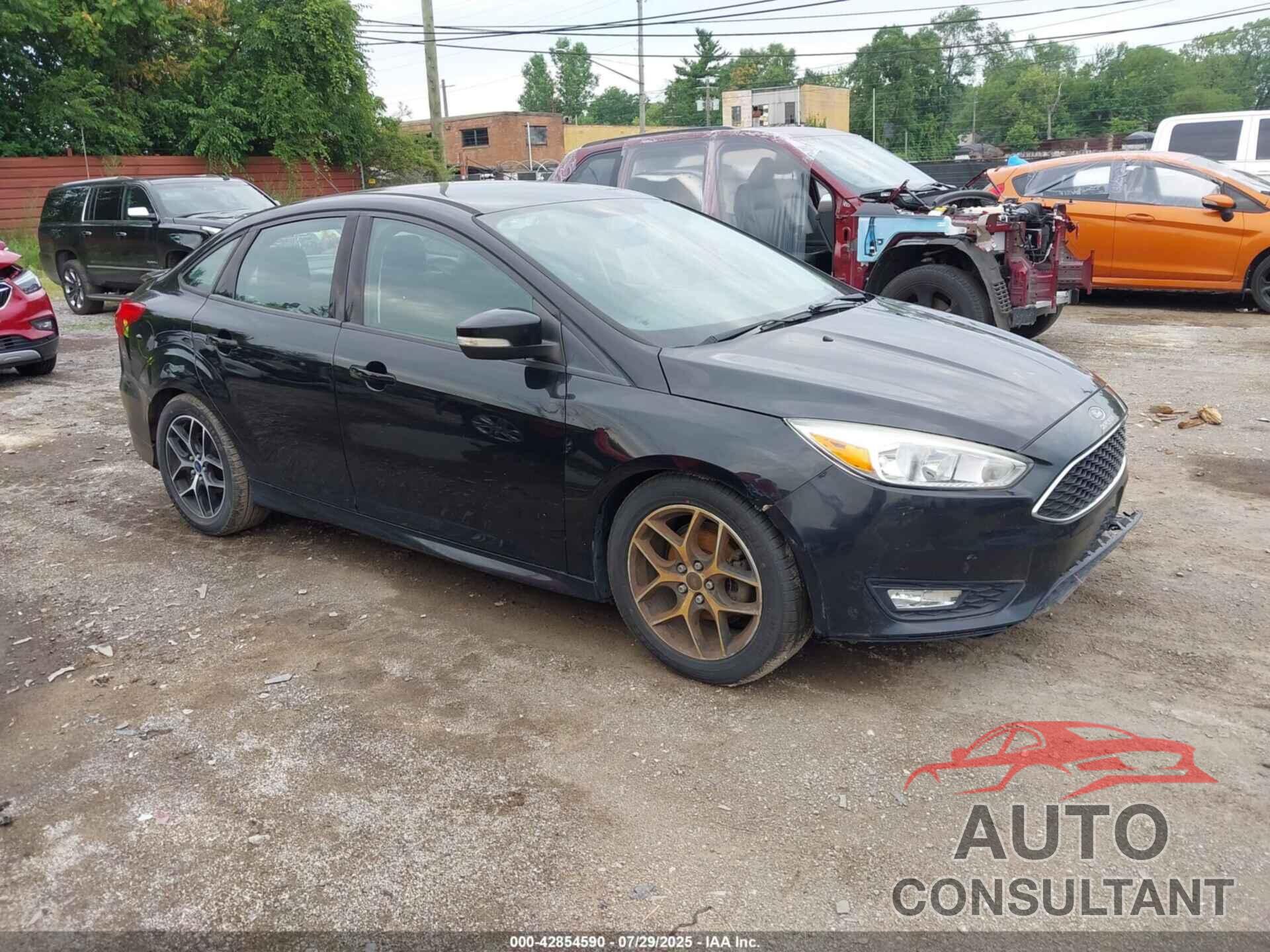 FORD FOCUS 2016 - 1FADP3F25GL233703