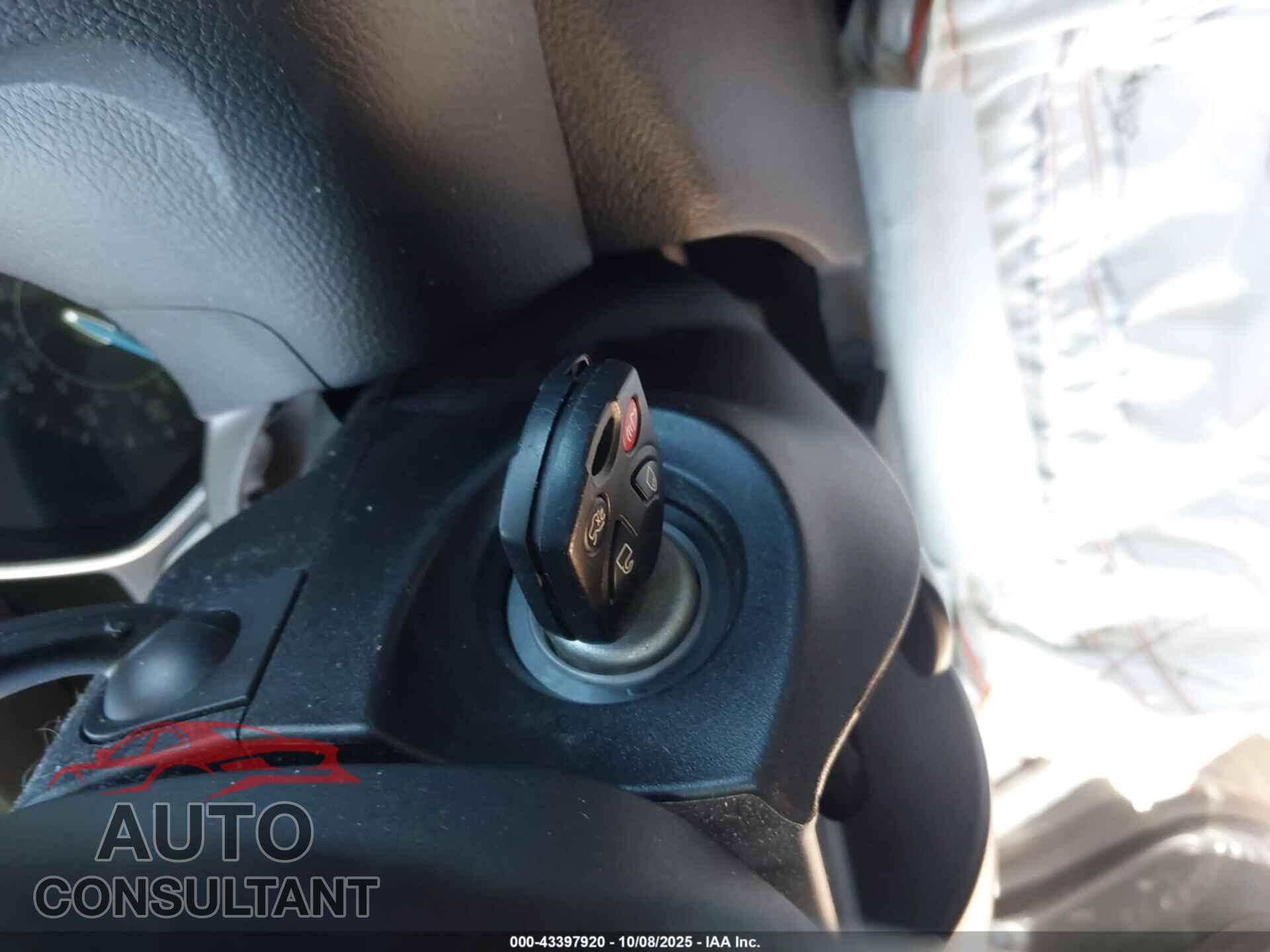 FORD FOCUS 2017 - 1FADP3FE2HL335536